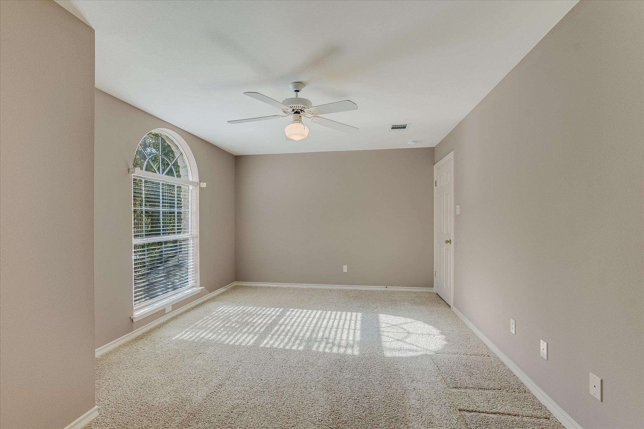 Georgetown, Texas, 78628, United States, 4 Bedrooms Bedrooms, ,4 BathroomsBathrooms,Residential,For Sale,2005701