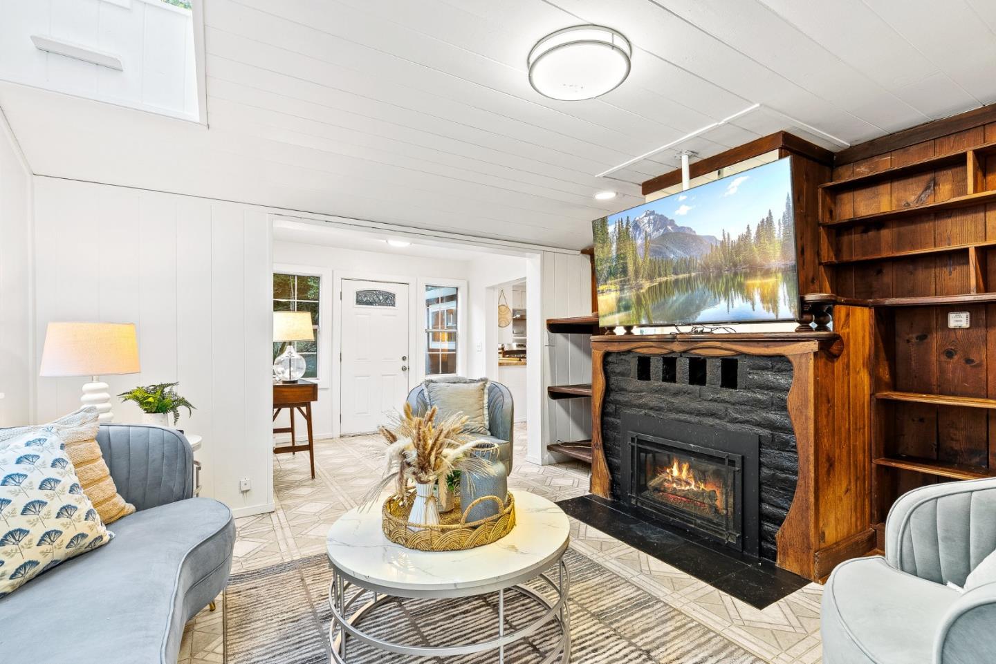 Scotts Valley, California, 95066, United States, 1 Bedroom Bedrooms, ,1 BathroomBathrooms,Residential,For Sale,2002288