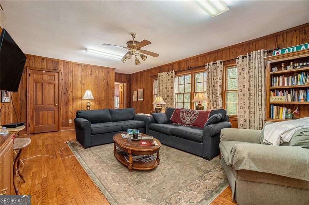 Atlanta, Georgia, 30311, United States, 5 Bedrooms Bedrooms, ,5 BathroomsBathrooms,Residential,For Sale,1909113