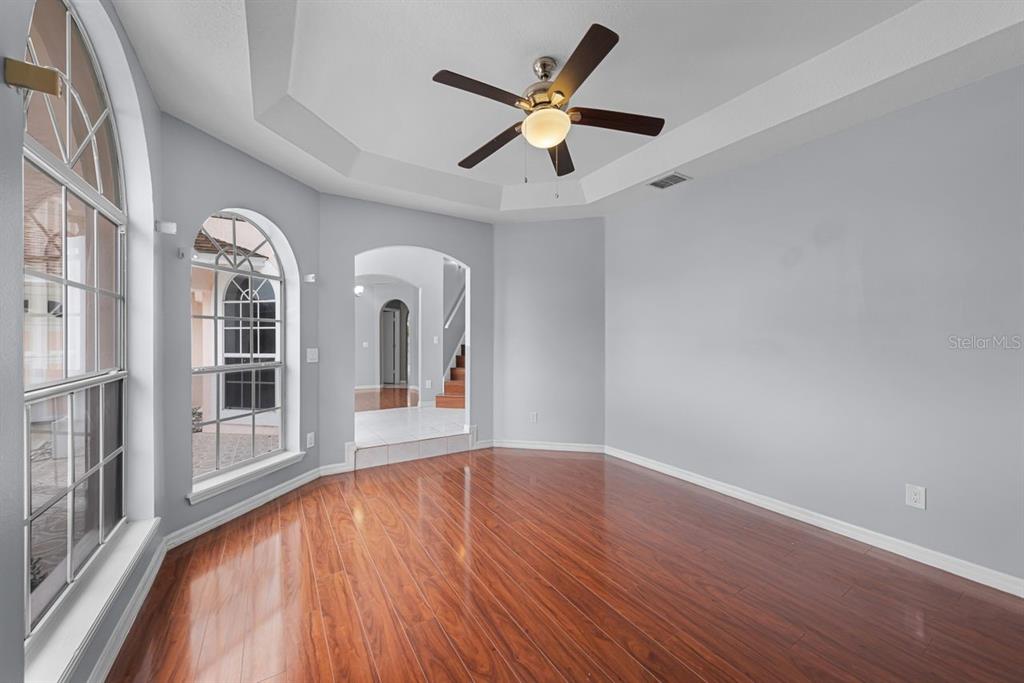 Apopka, Florida, 32712, United States, 5 Bedrooms Bedrooms, ,5 BathroomsBathrooms,Residential,For Sale,1806411