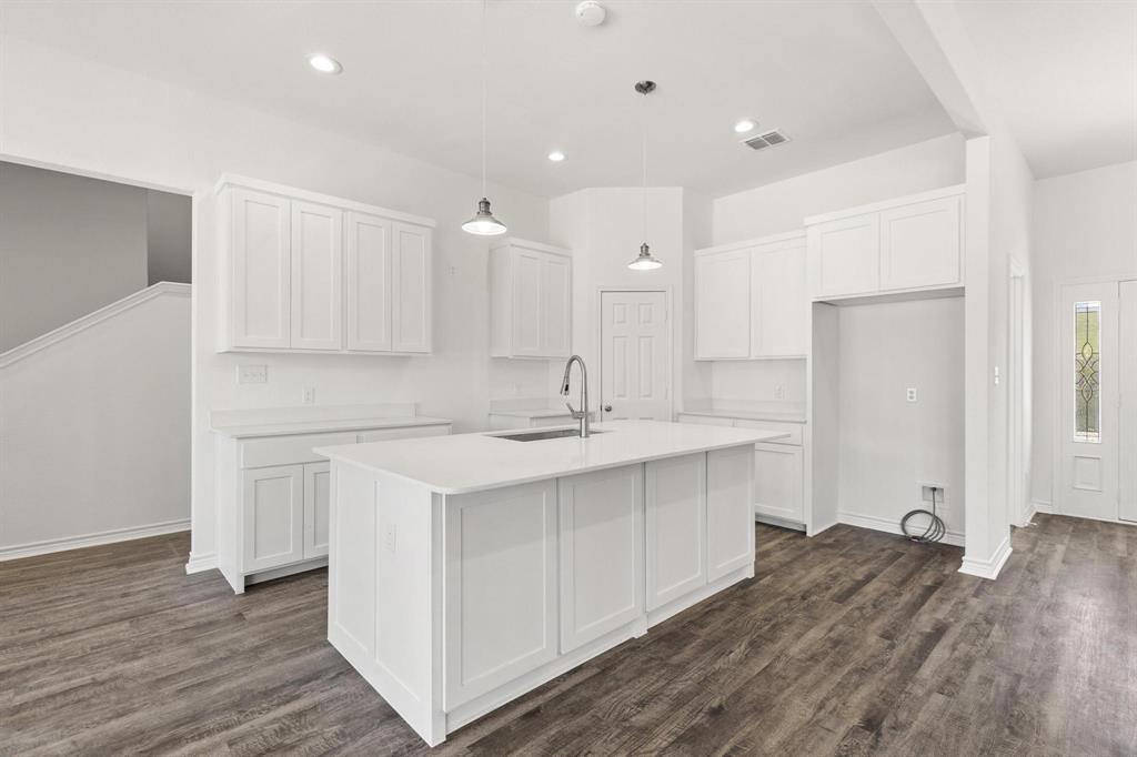 Petty, Texas, 75470, United States, 4 Bedrooms Bedrooms, ,4 BathroomsBathrooms,Residential,For Sale,1921073