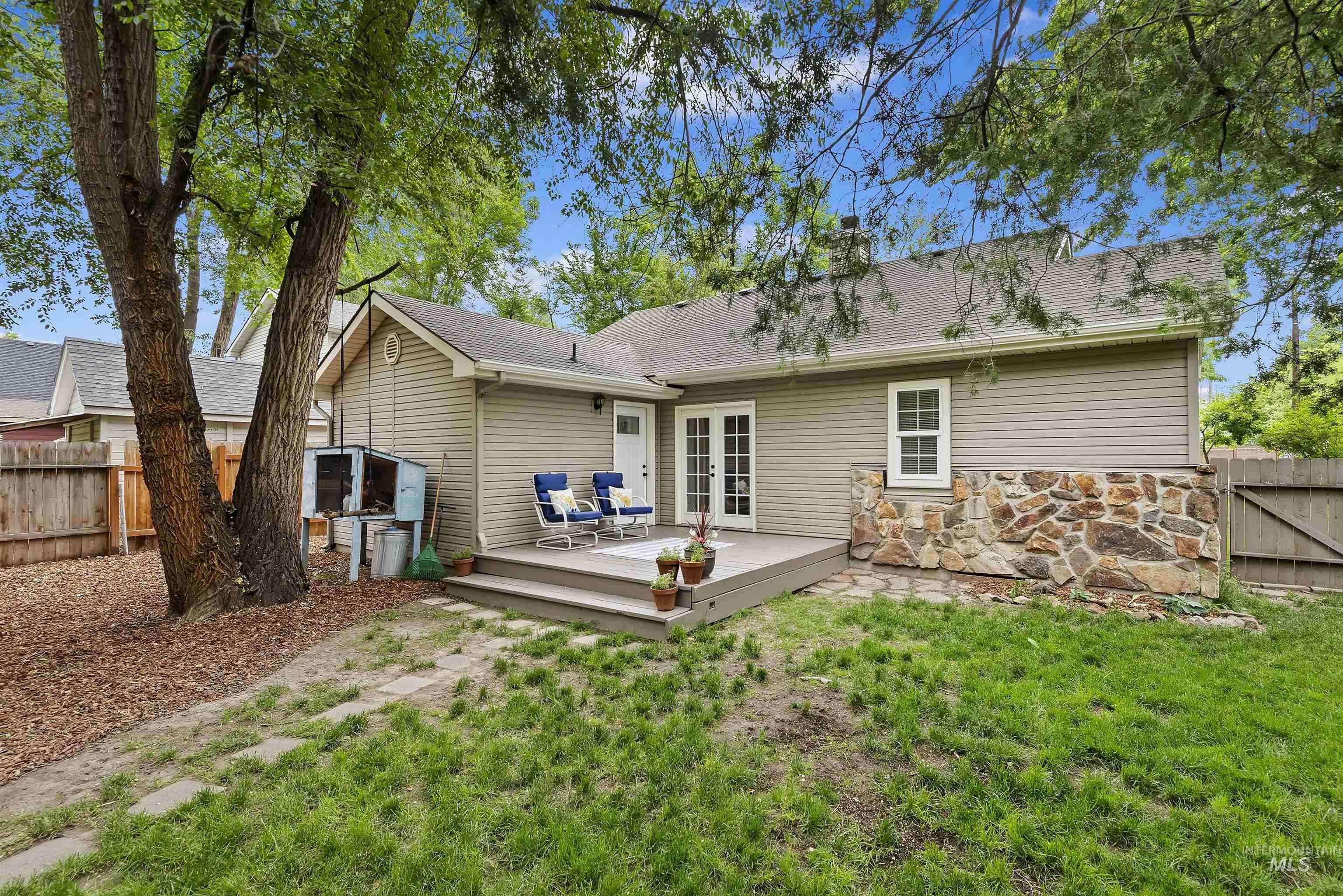 2322 Smith Ave, Boise, Idaho, 83702, United States, 4 Bedrooms Bedrooms, ,3 BathroomsBathrooms,Residential,For Sale,2322 Smith Ave,1433750