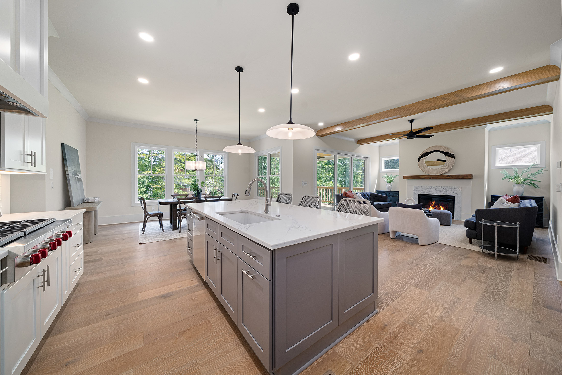  New Construction Home Blends Effortless Living and Elevated Entertaining - 物件實景