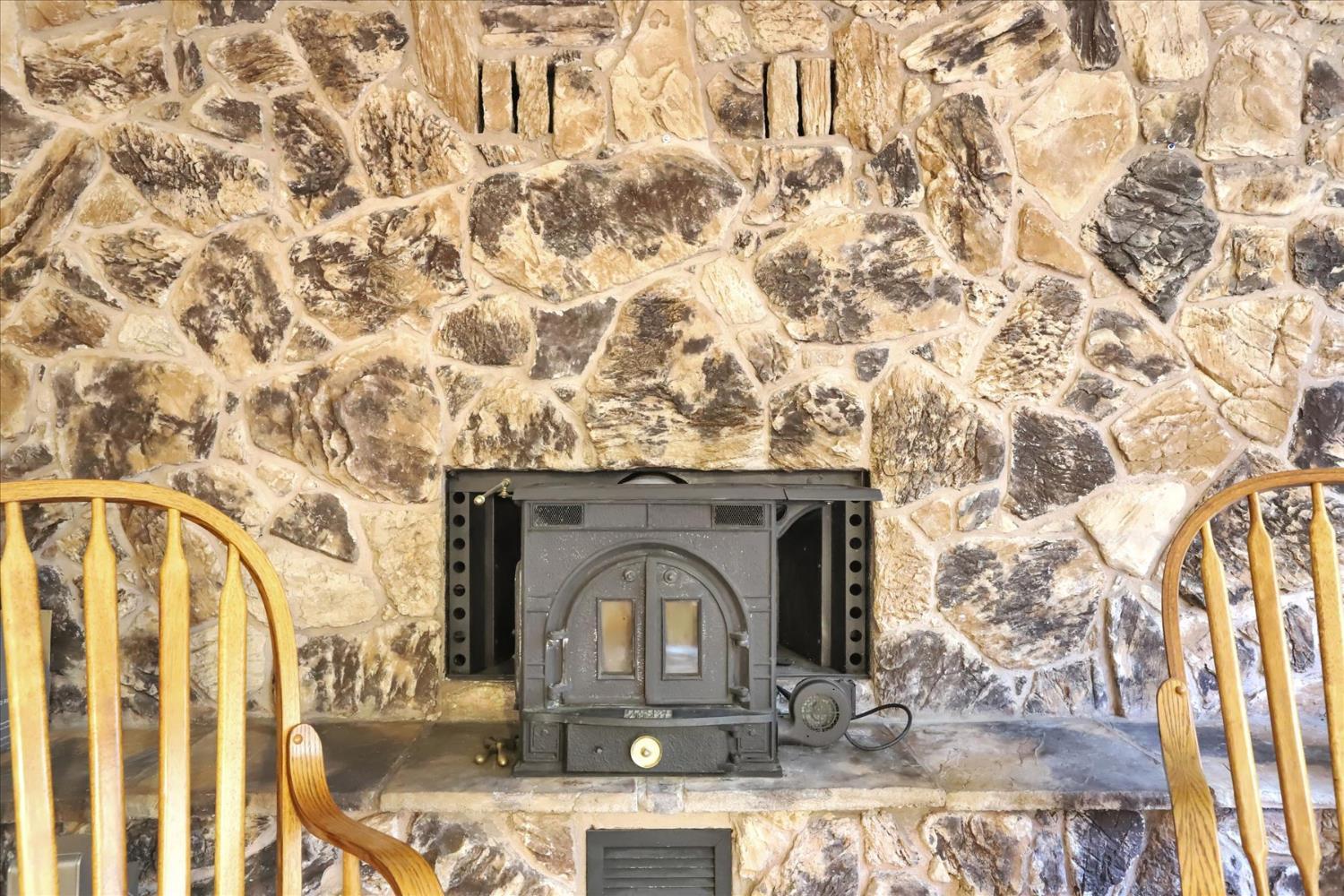 Penn Valley, California, 95946, United States, 3 Bedrooms Bedrooms, ,3 BathroomsBathrooms,Residential,For Sale,2000510