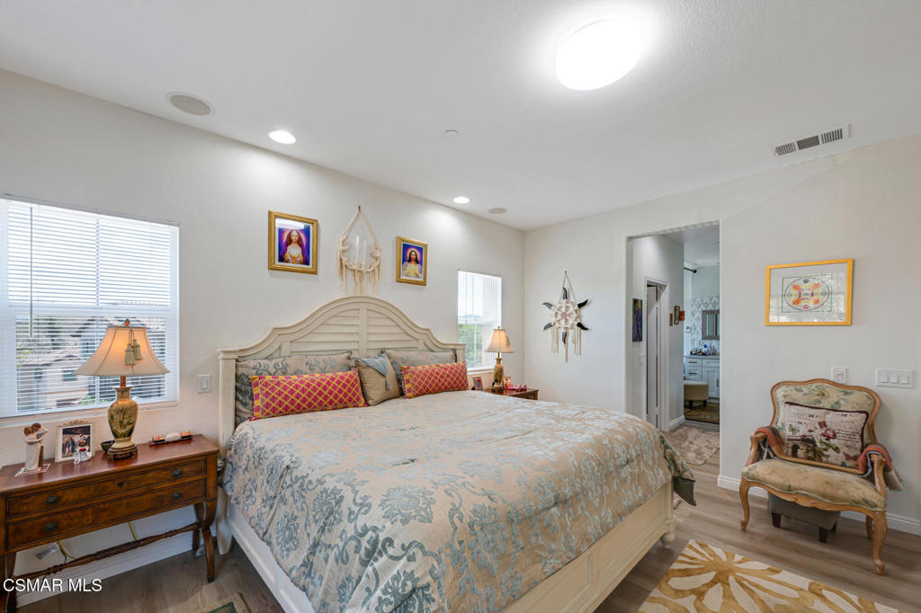 Newbury Park, California, 91320, United States, 3 Bedrooms Bedrooms, ,3 BathroomsBathrooms,Residential,For Sale,2048457