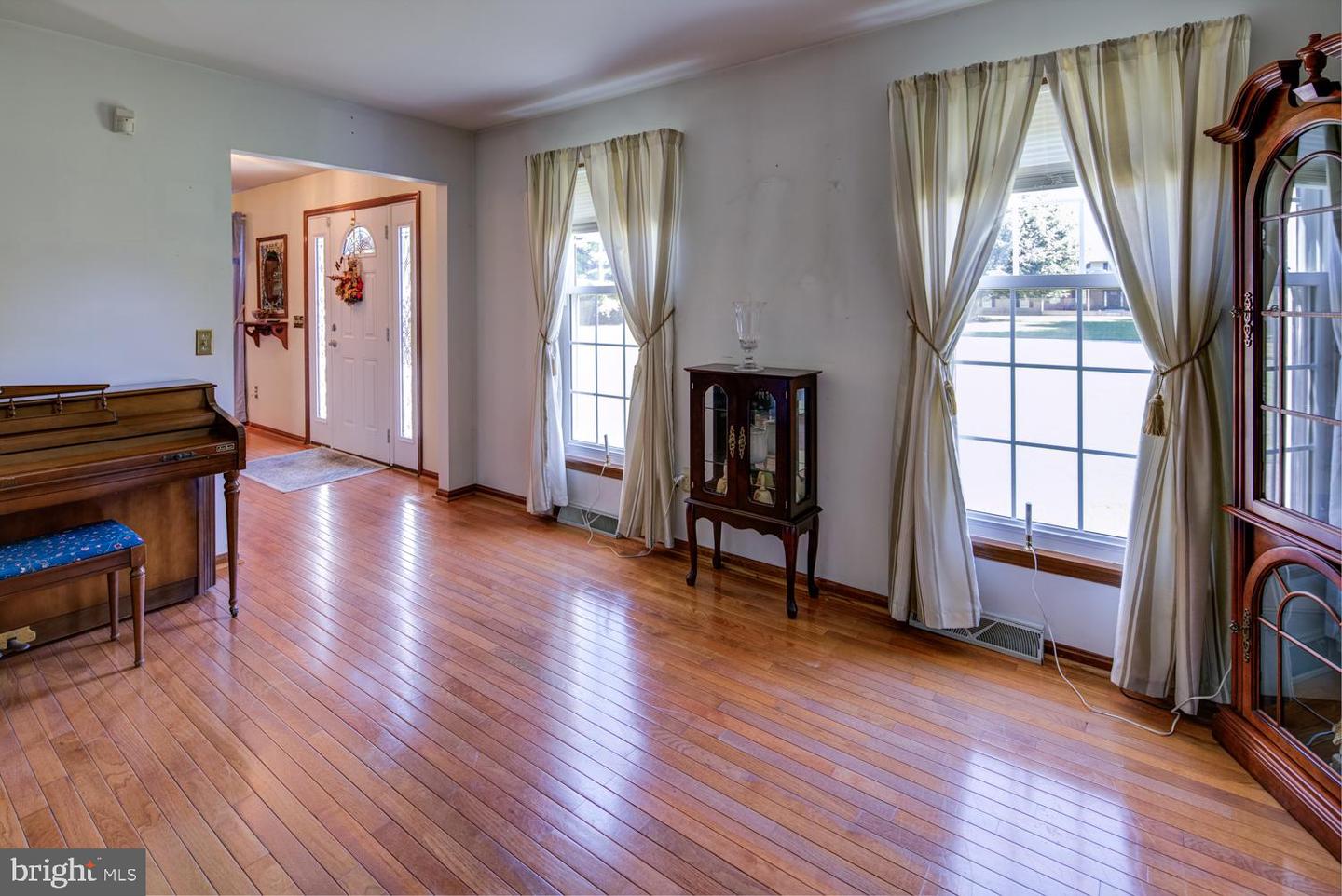 MIDDLETOWN, Delaware, 19709, United States, 4 Bedrooms Bedrooms, ,3 BathroomsBathrooms,Residential,For Sale,1988880