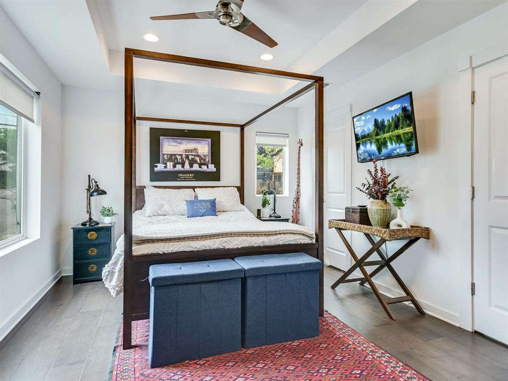 1215 Maple Ave, Austin, Texas, 78702, United States, 4 Bedrooms Bedrooms, ,4 BathroomsBathrooms,Residential,For Sale,1215 Maple Ave,1409568
