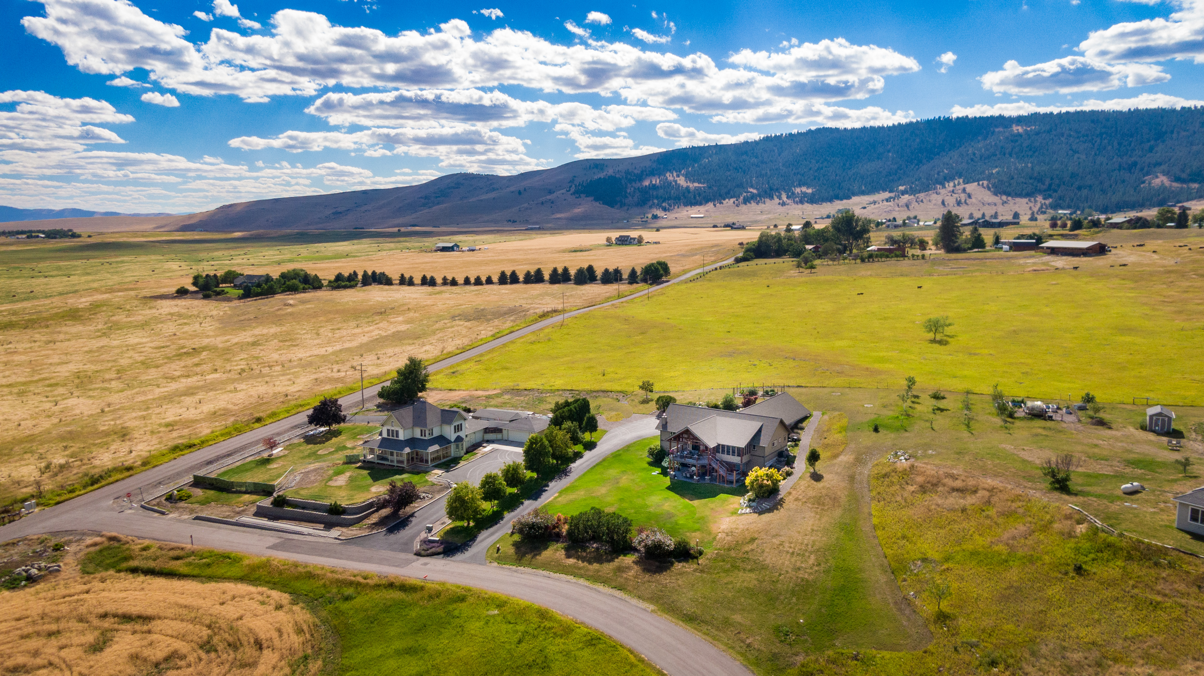 Polson, Montana, 59860, United States, 4 Bedrooms Bedrooms, ,4 BathroomsBathrooms,Residential,For Sale,1900793