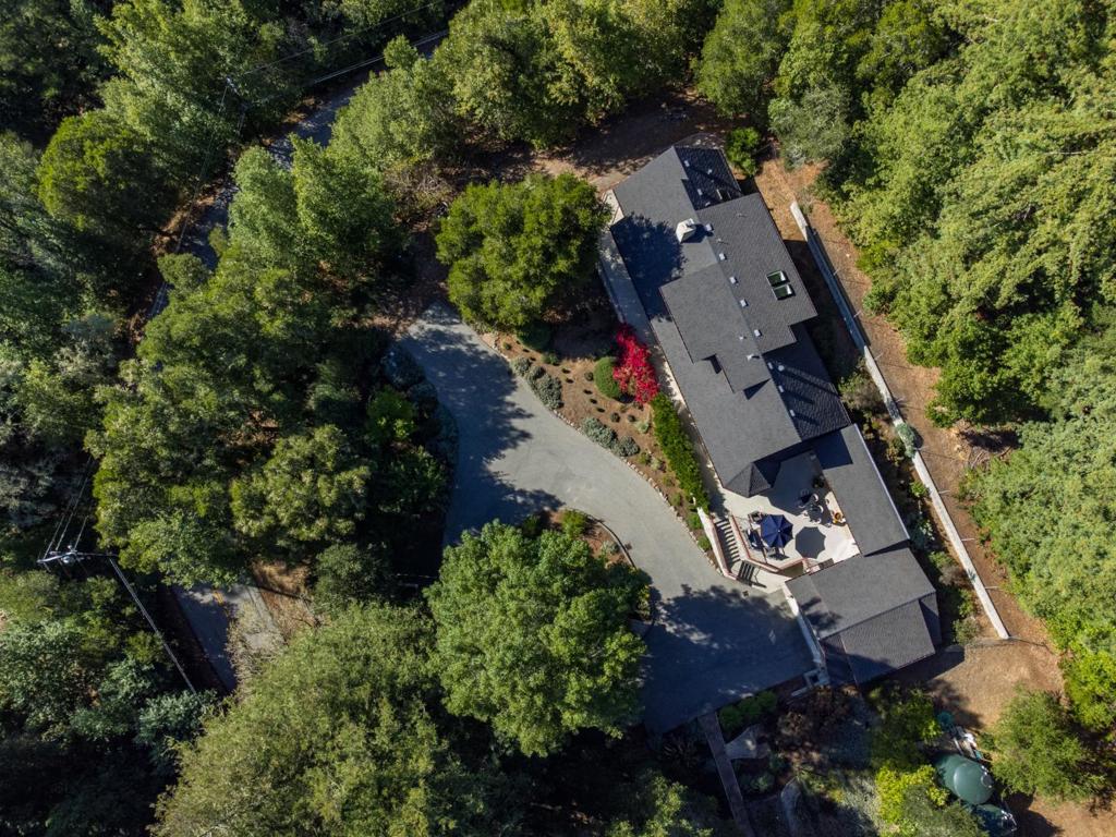 Scotts Valley, California, 95066, United States, 3 Bedrooms Bedrooms, ,3 BathroomsBathrooms,Residential,For Sale,1974309