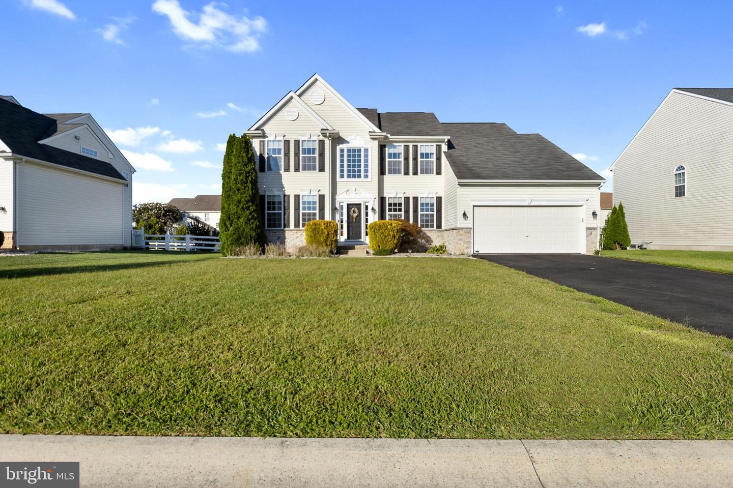 SMYRNA, Delaware, 19977, United States, 4 Bedrooms Bedrooms, ,3 BathroomsBathrooms,Residential,For Sale,1930196