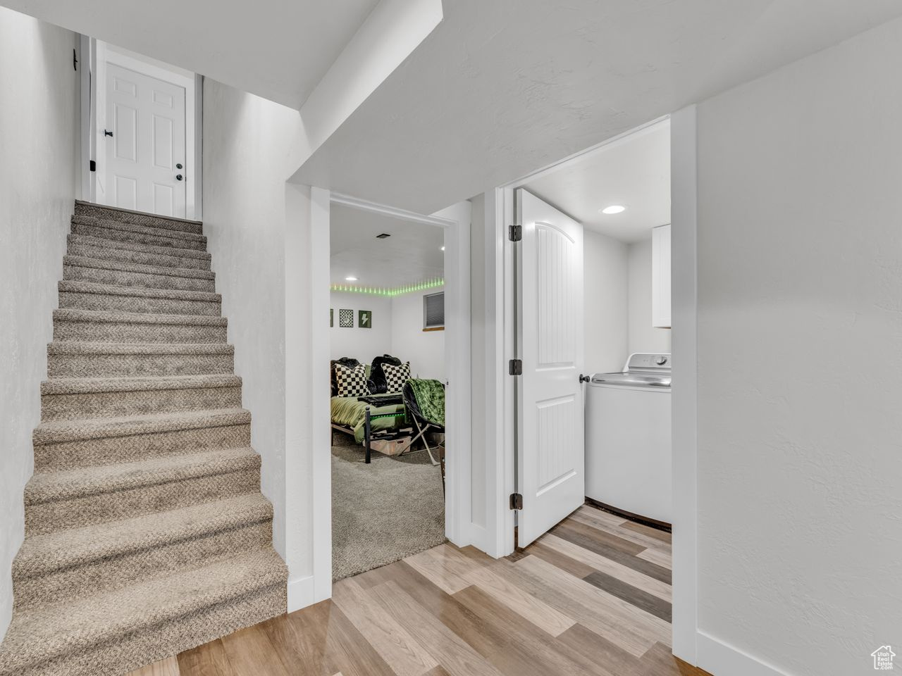 West Valley City, Utah, 84120, United States, 4 Bedrooms Bedrooms, ,2 BathroomsBathrooms,Residential,For Sale,1875752