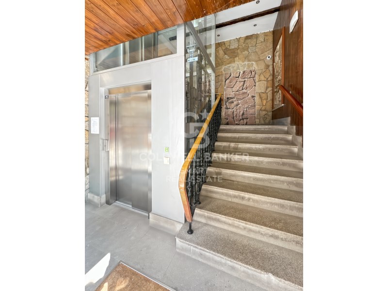 A Coruña, Galicia, 15006, ES, 3 Bedrooms Bedrooms, ,2 BathroomsBathrooms,Residential,For Sale,1932628