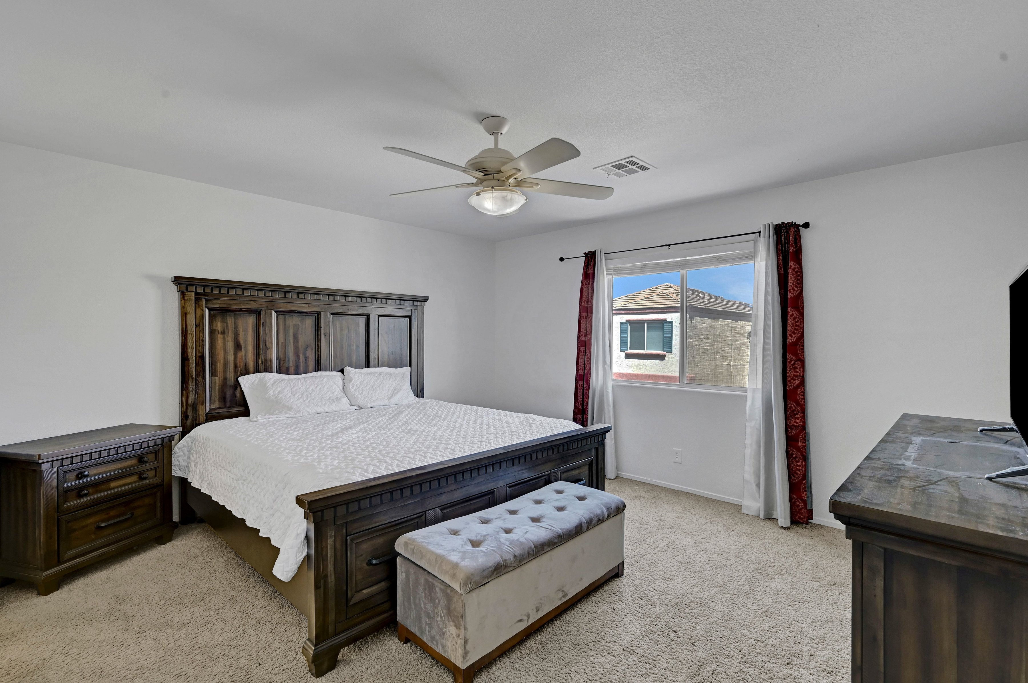  Charming Move-In Ready Home in the Heart of Silverado Ranch - 物件實景