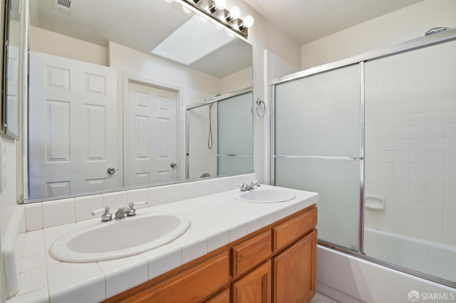 Antioch, California, 94531, United States, 4 Bedrooms Bedrooms, ,3 BathroomsBathrooms,Residential,For Sale,1988148