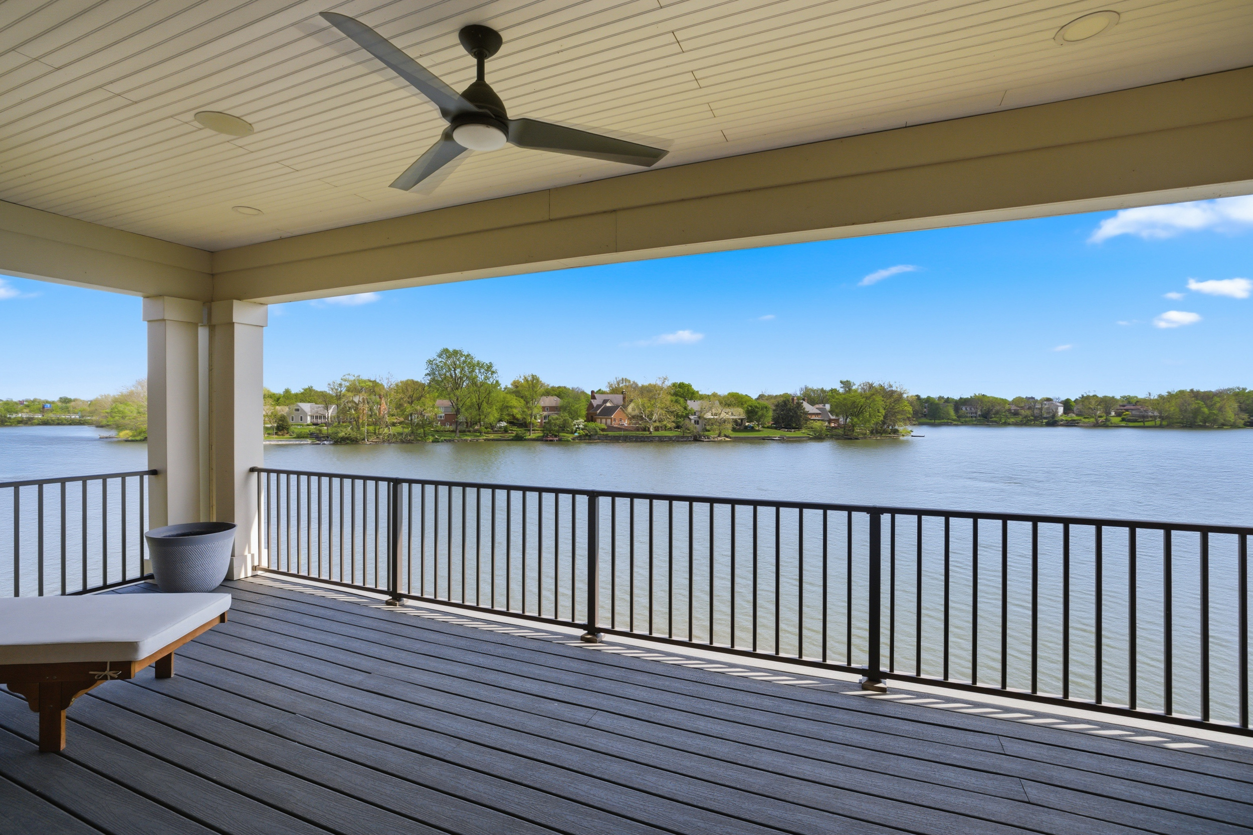  535 Laketower Drive #105 - 物件實景