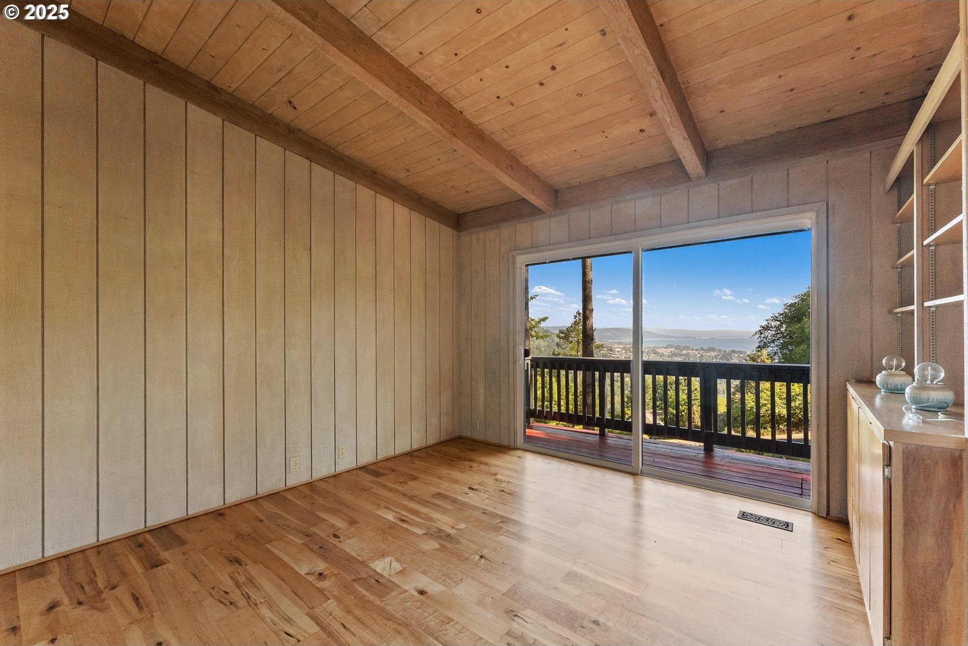 Brookings, Oregon, 97415, United States, 3 Bedrooms Bedrooms, ,3 BathroomsBathrooms,Residential,For Sale,1944561