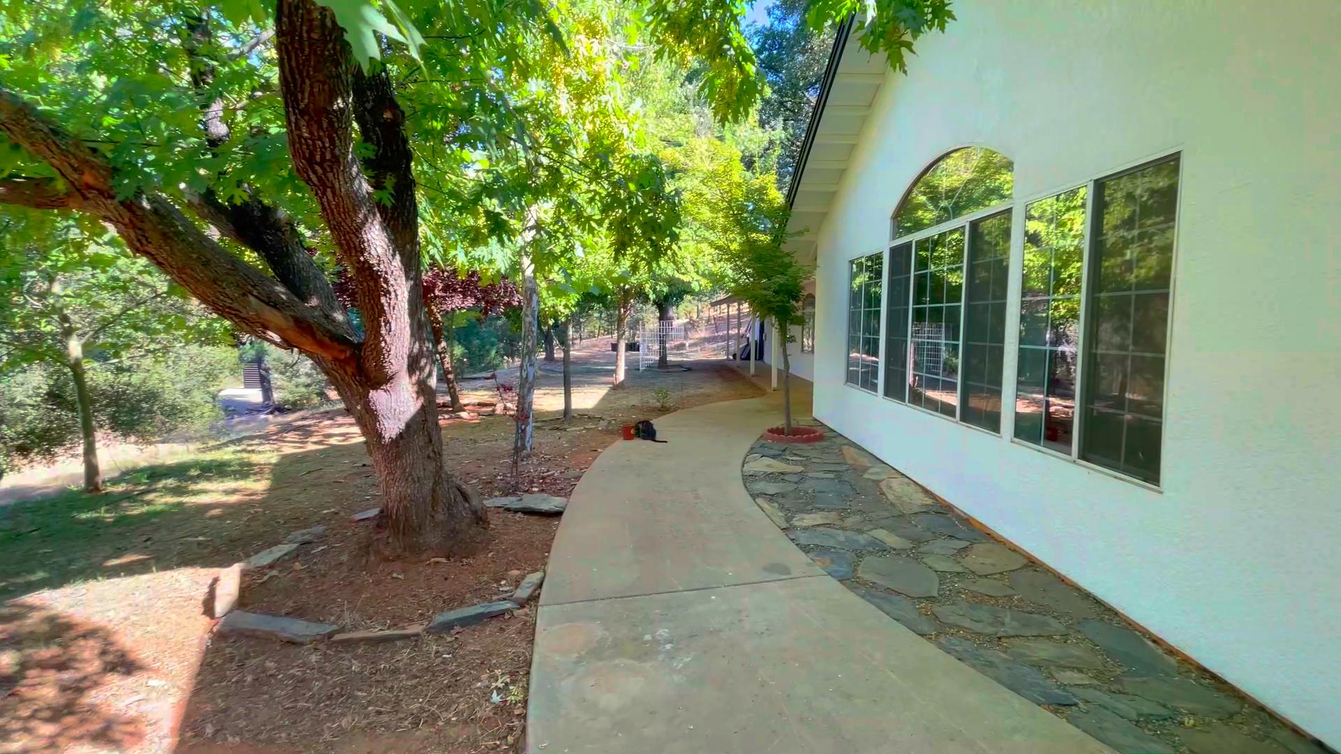 Mariposa, California, 95338, United States, 2 Bedrooms Bedrooms, ,2 BathroomsBathrooms,Residential,For Sale,1983625