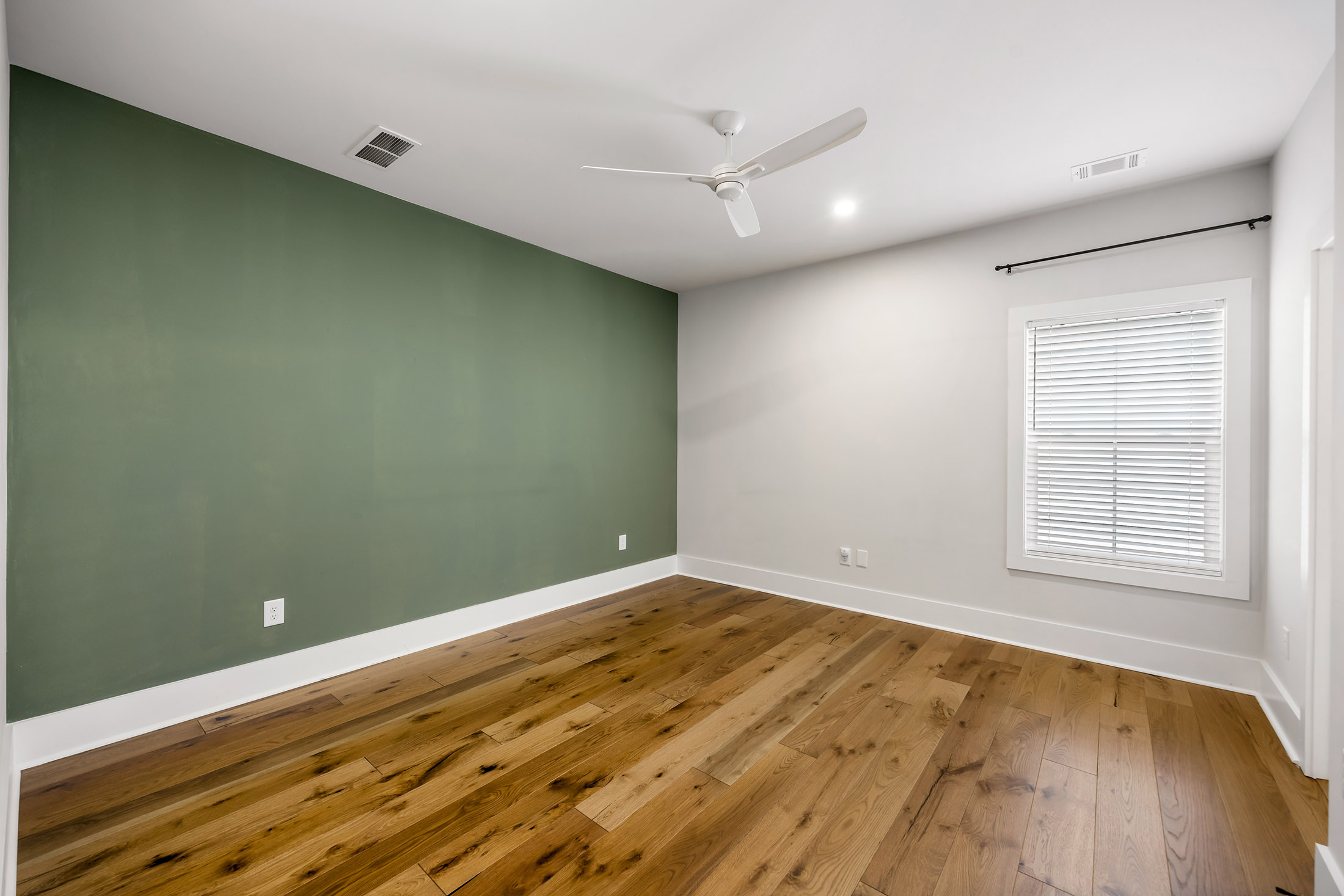  Luxury, Privacy & Convenience—All in One Stunning Smyrna Home - 物件實景