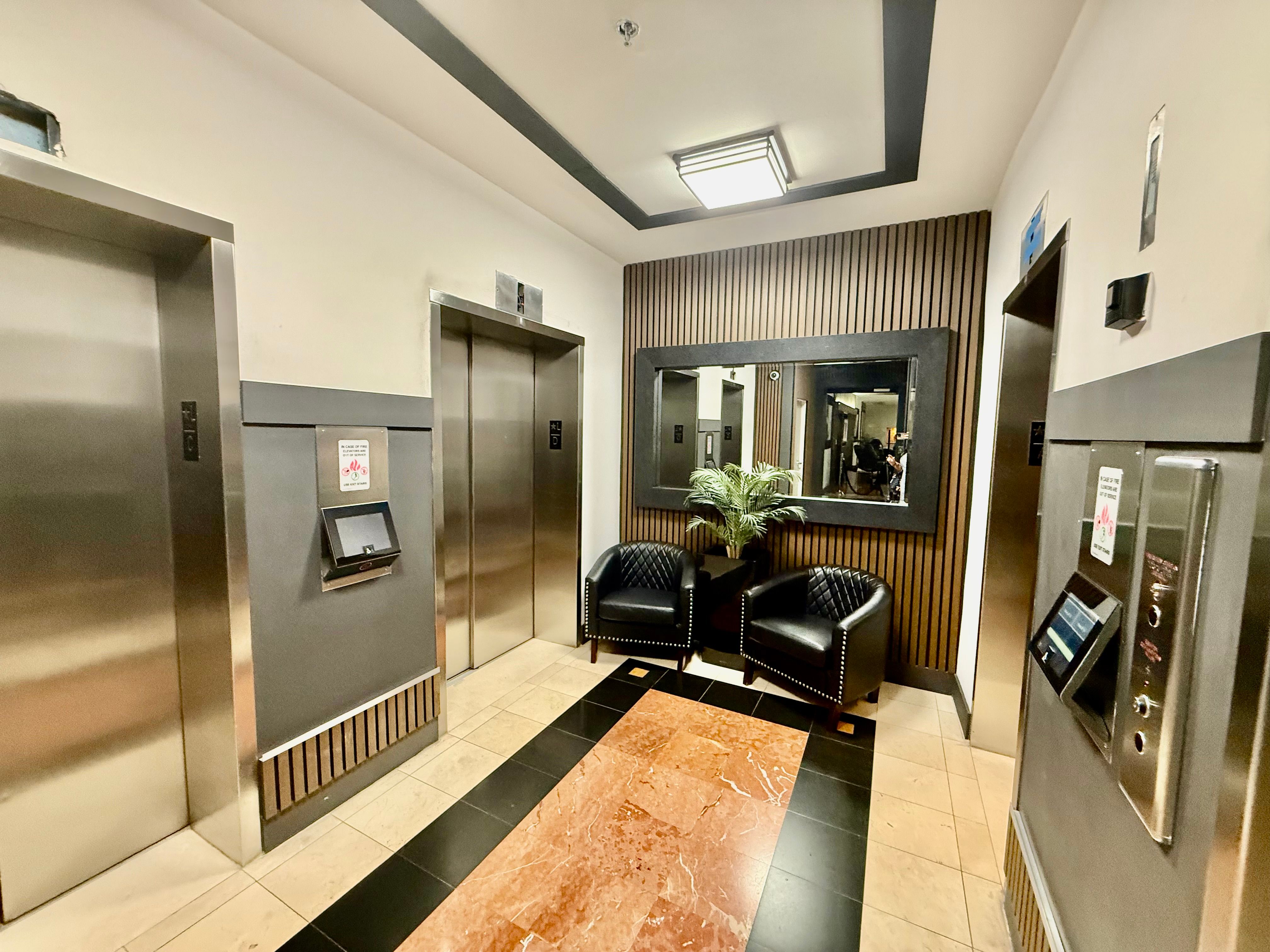  555 NE 15th St, Miami, FL, 33132 - 物件實景