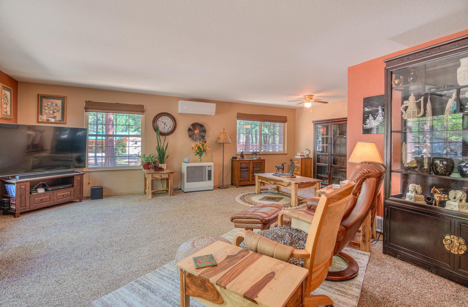 La Pine, Oregon, 97739, United States, 3 Bedrooms Bedrooms, ,2 BathroomsBathrooms,Residential,For Sale,2006496