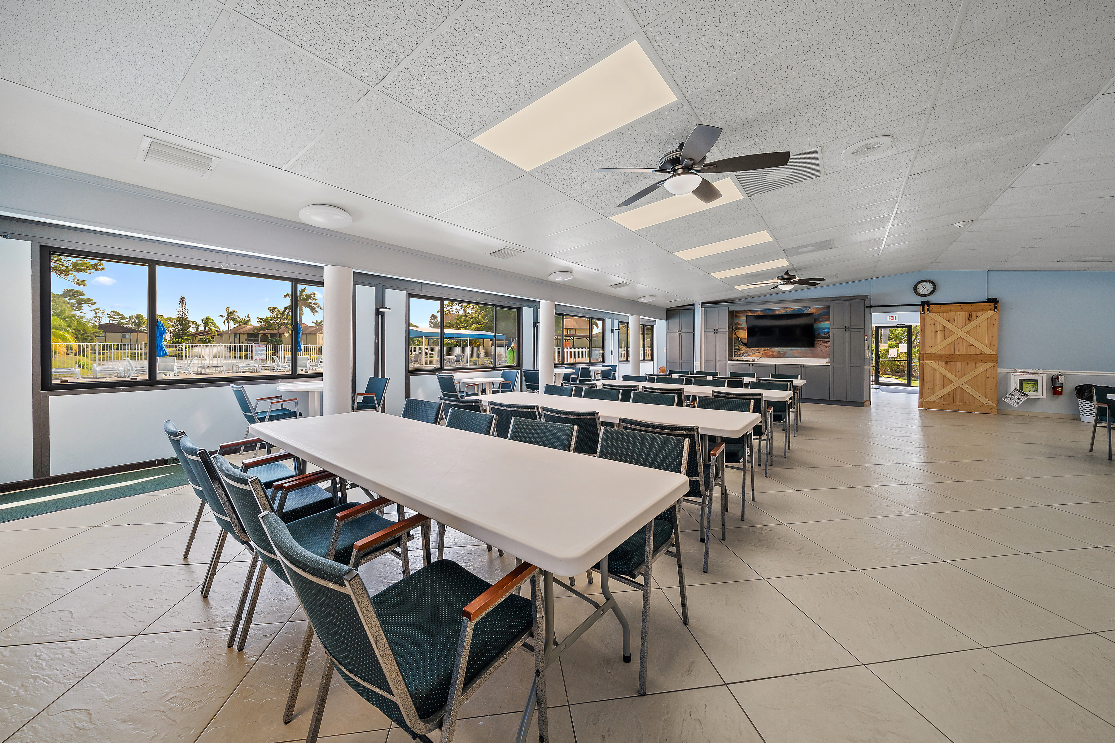  339 Pine Ridge Circle, Greenacres, FL, 33463 - 物件實景