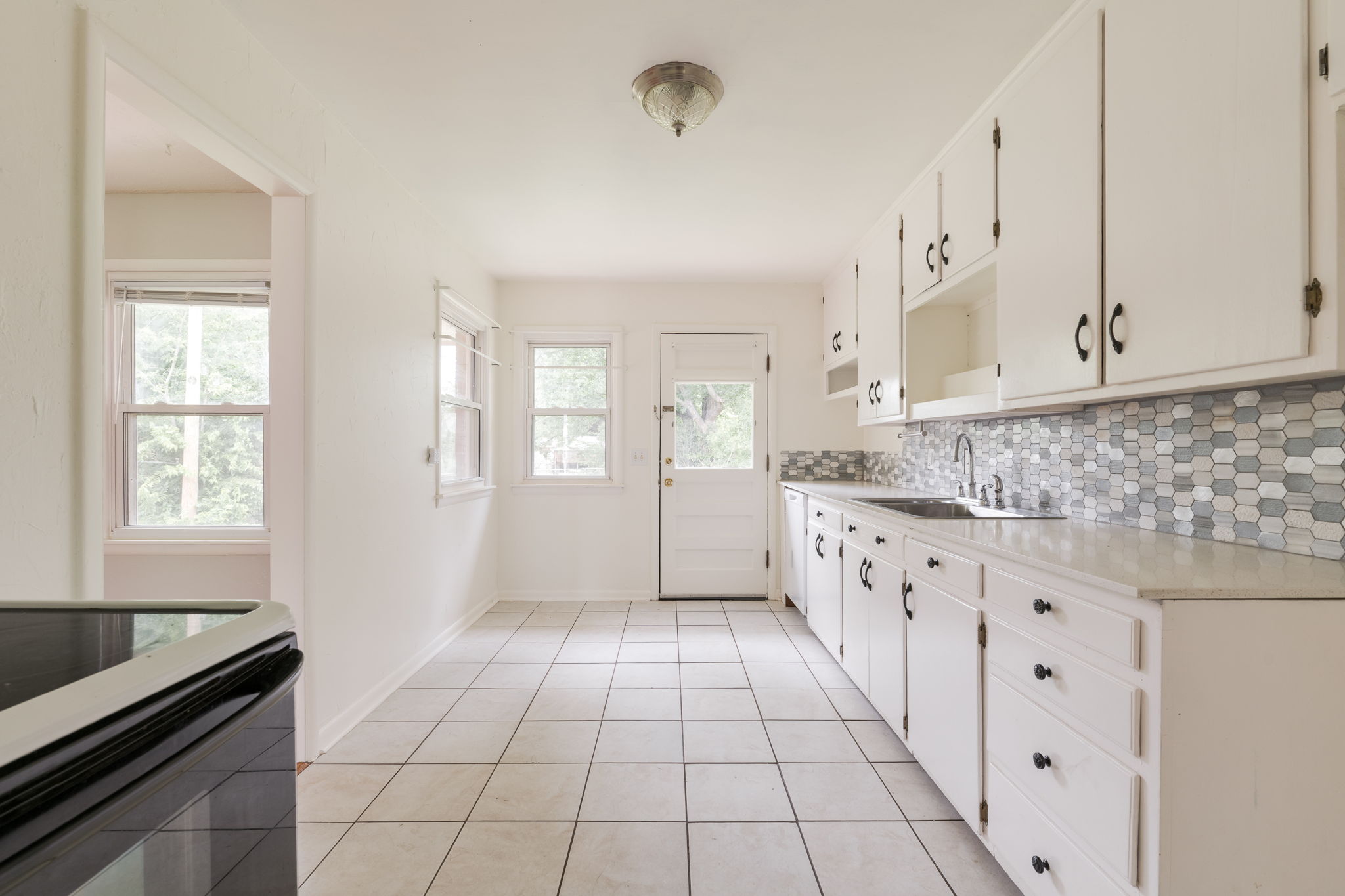  2505 Ashley Drive, The Village, OK 73120 - 物件實景