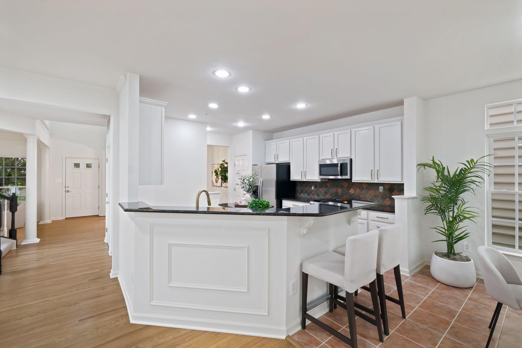  845 Lake Varuna Drive, Gaithersburg, MD, 20878 - 物件實景