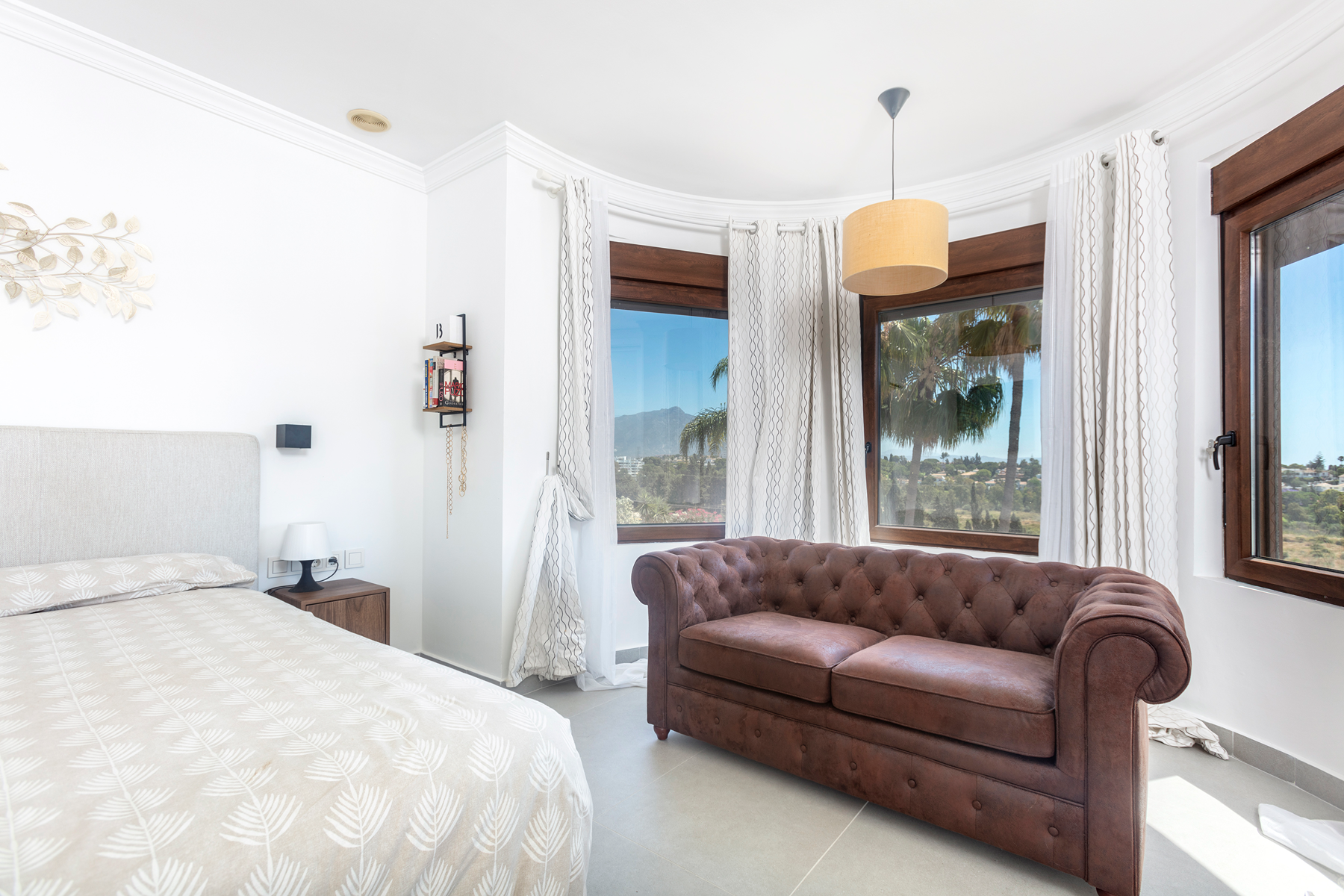  Fully renovated Andalusian style villa with panoramic sea and La Concha views - 物件實景