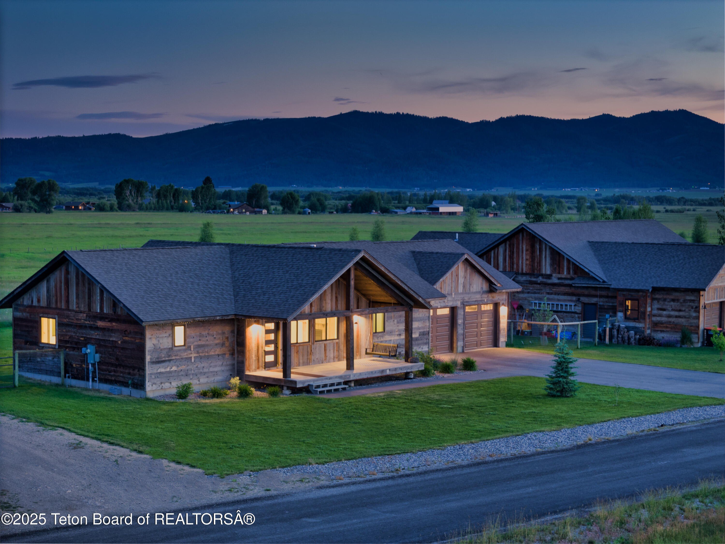 Victor, Idaho, 83455, United States, 3 Bedrooms Bedrooms, ,2 BathroomsBathrooms,Residential,For Sale,1982100