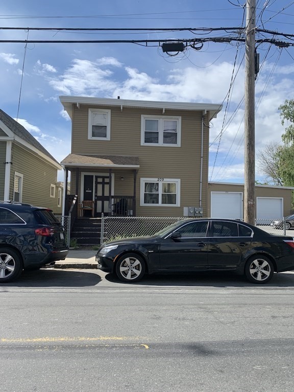 203-209 Water St Street, Lawrence, Massachusetts, 01841, United States, 9 Bedrooms Bedrooms, ,5 BathroomsBathrooms,Residential,For Sale,203-209 Water St Street,1010362