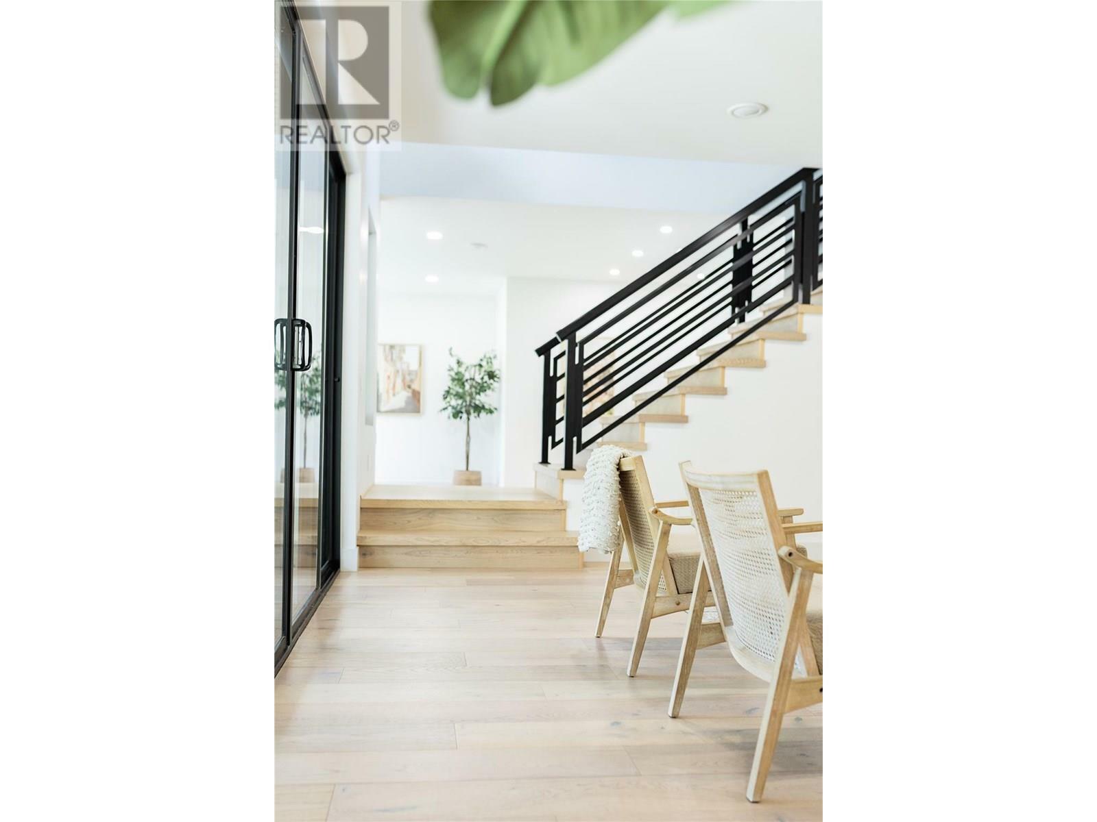 GRAND FORKS, British Columbia, V0H 1H2, CA, 5 Bedrooms Bedrooms, ,5 BathroomsBathrooms,Residential,For Sale,1868553