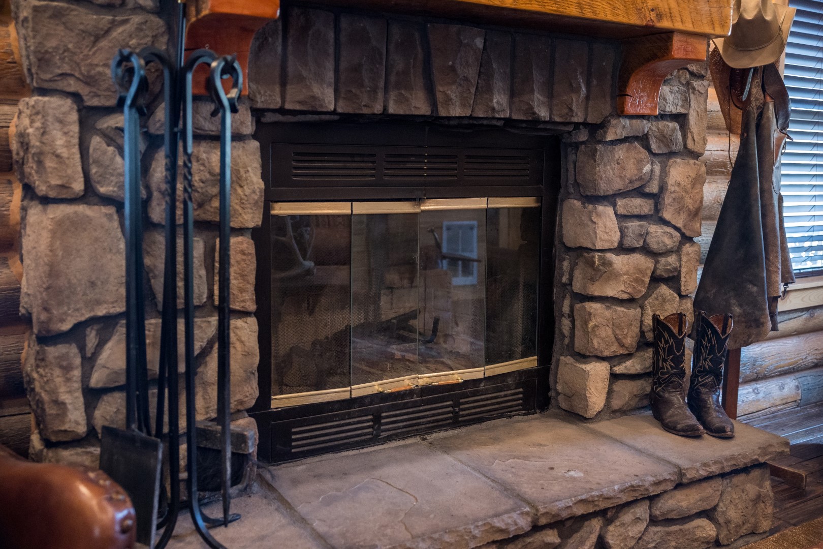 Whiterocks, Utah, 84085, United States, 3 Bedrooms Bedrooms, ,2 BathroomsBathrooms,Residential,For Sale,2013028