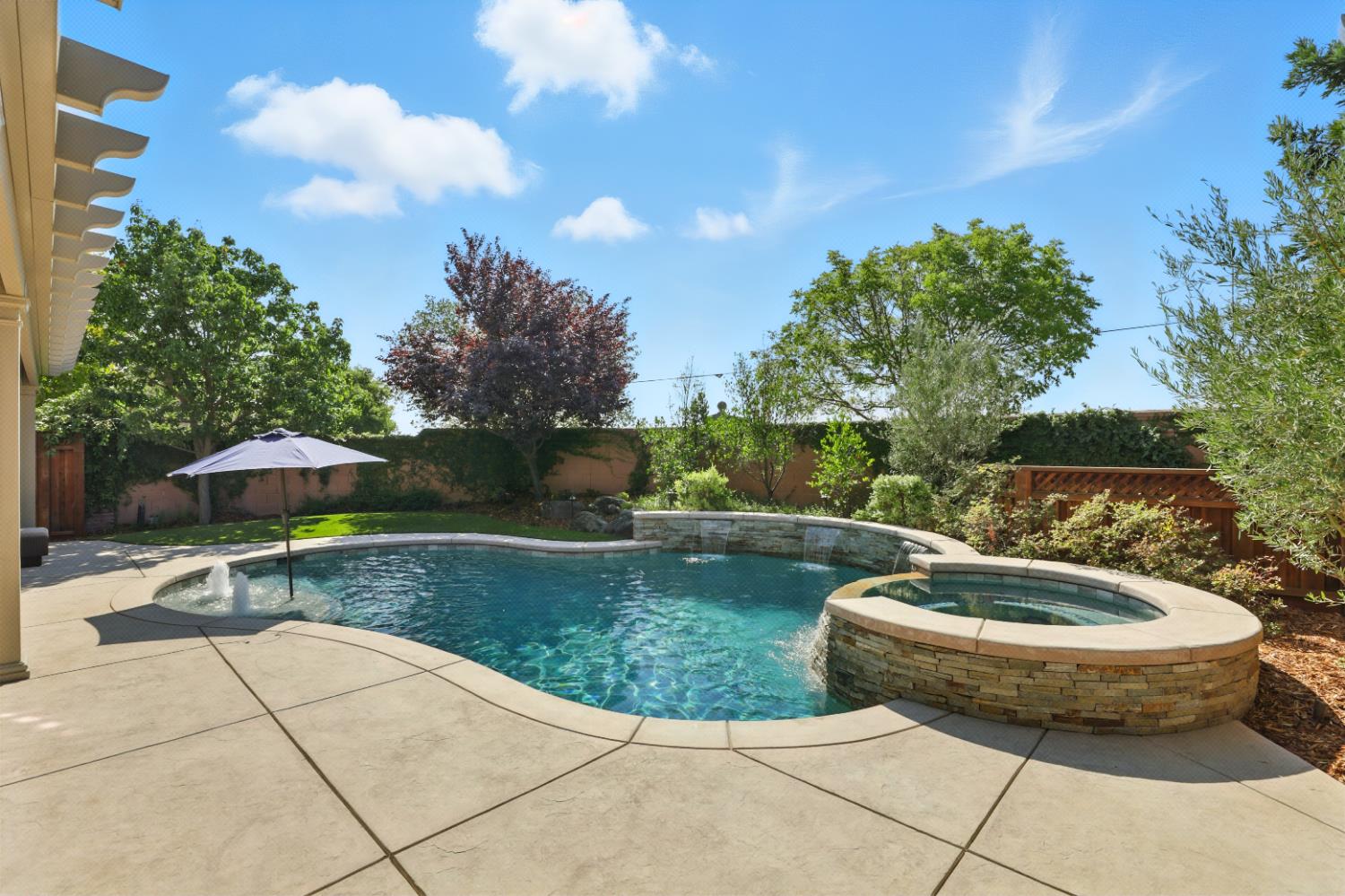 West Sacramento, California, 95691, United States, 4 Bedrooms Bedrooms, ,3 BathroomsBathrooms,Residential,For Sale,1940145