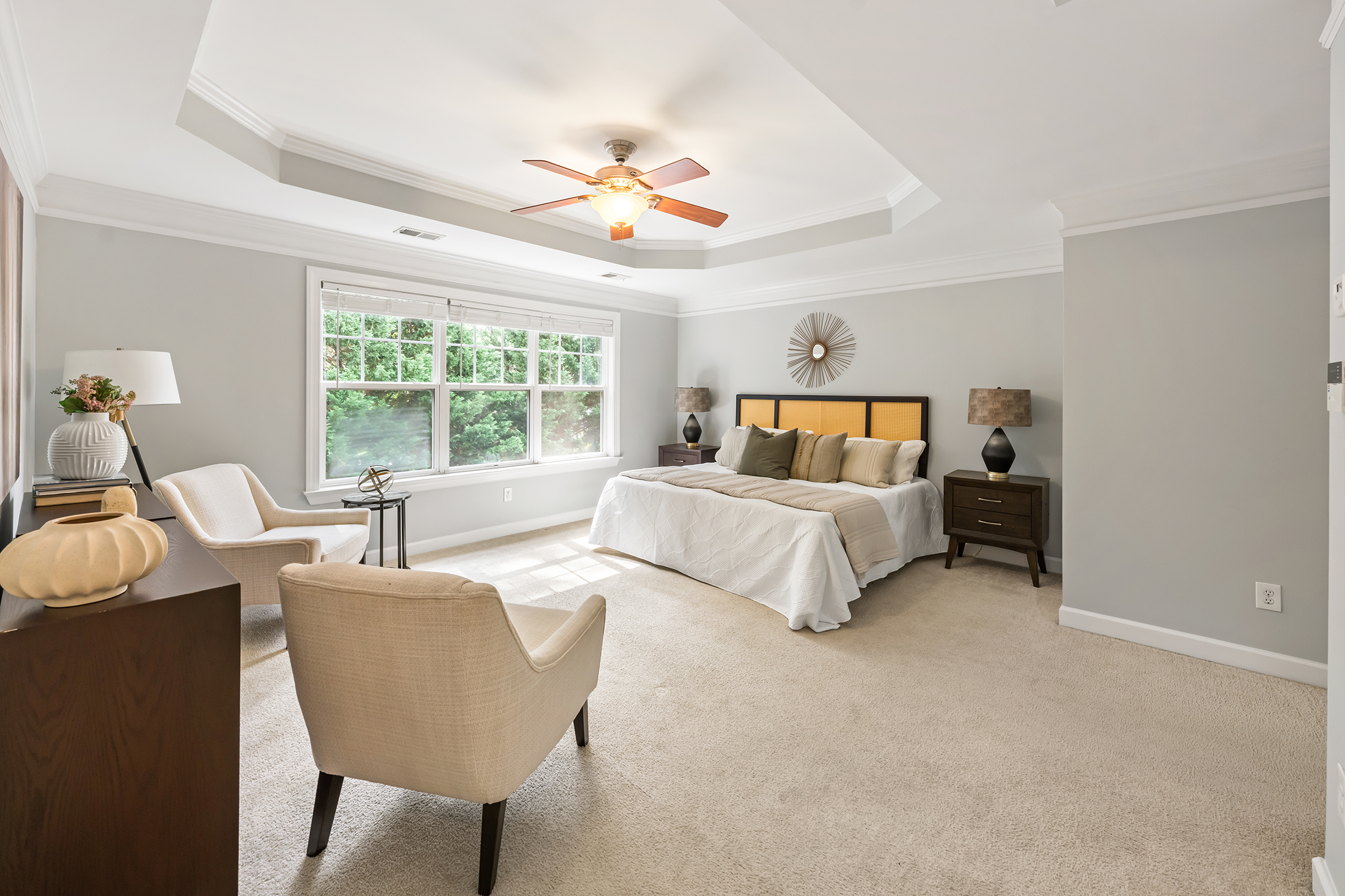  Thoughtfully Updated Brownstone in Brookhaven - 物件實景