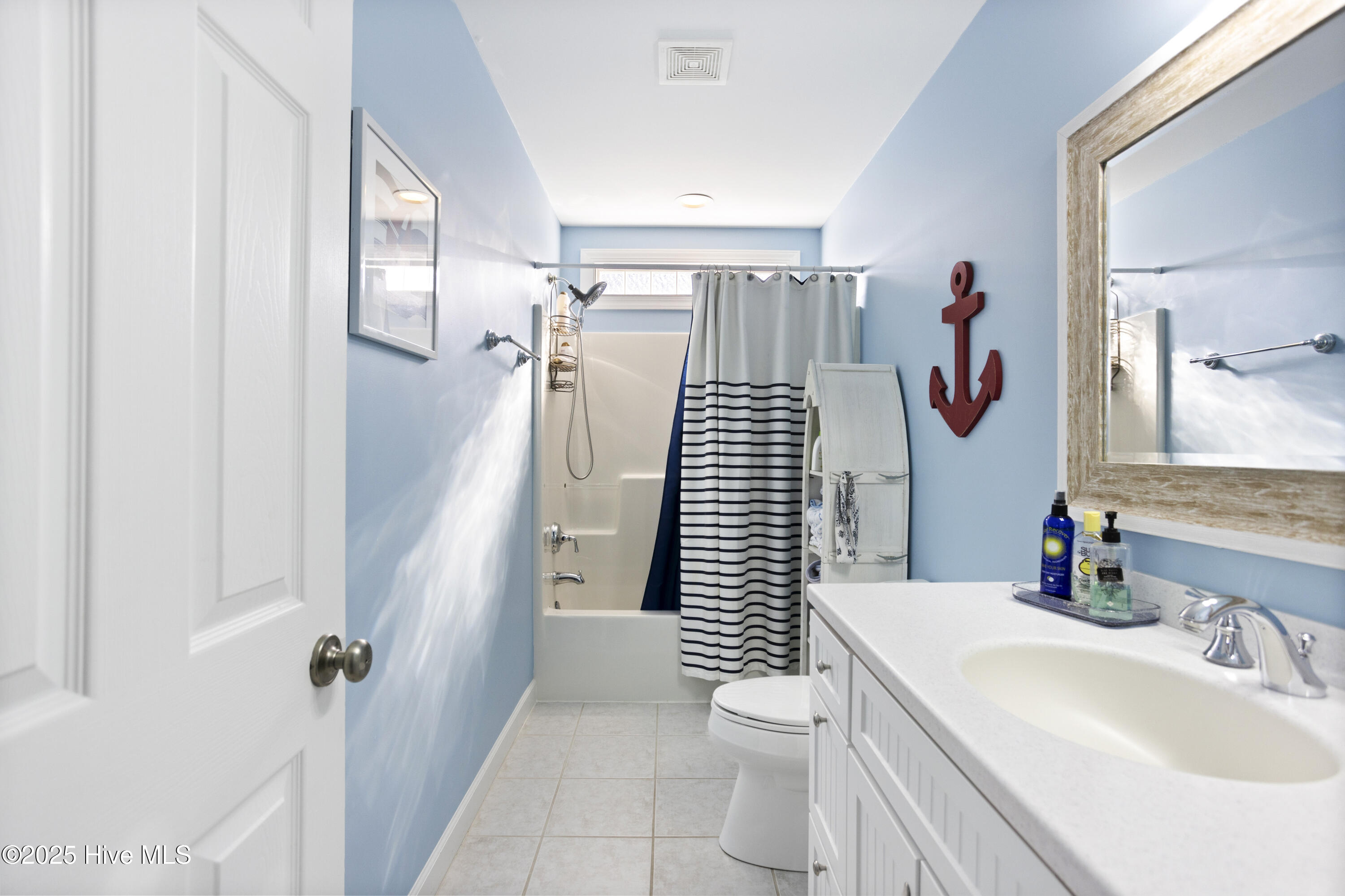 Wilmington, North Carolina, 28409, United States, 5 Bedrooms Bedrooms, ,4 BathroomsBathrooms,Residential,For Sale,1730628