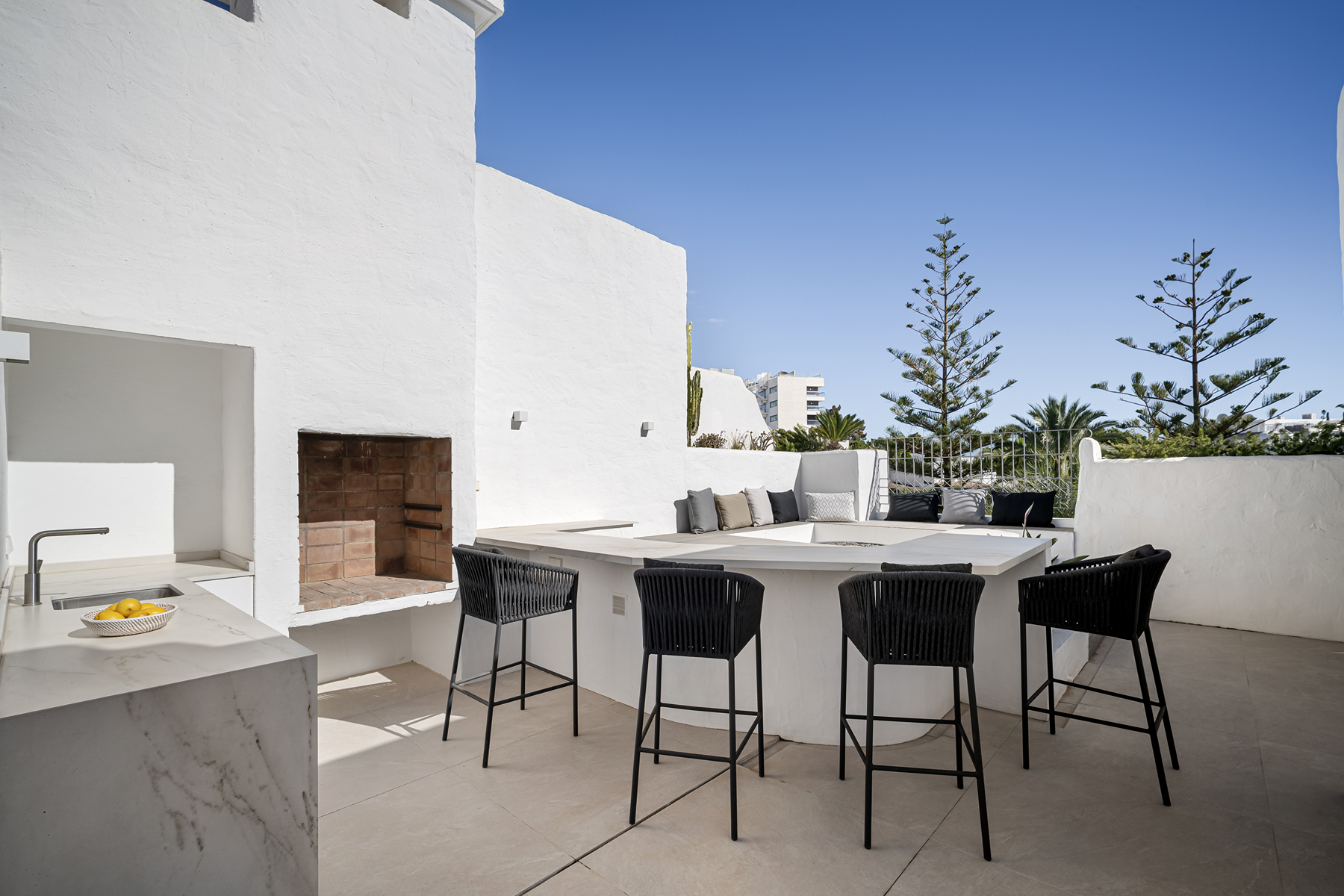  Elegant penthouse duplex with sea views on the beachfront - 物件實景