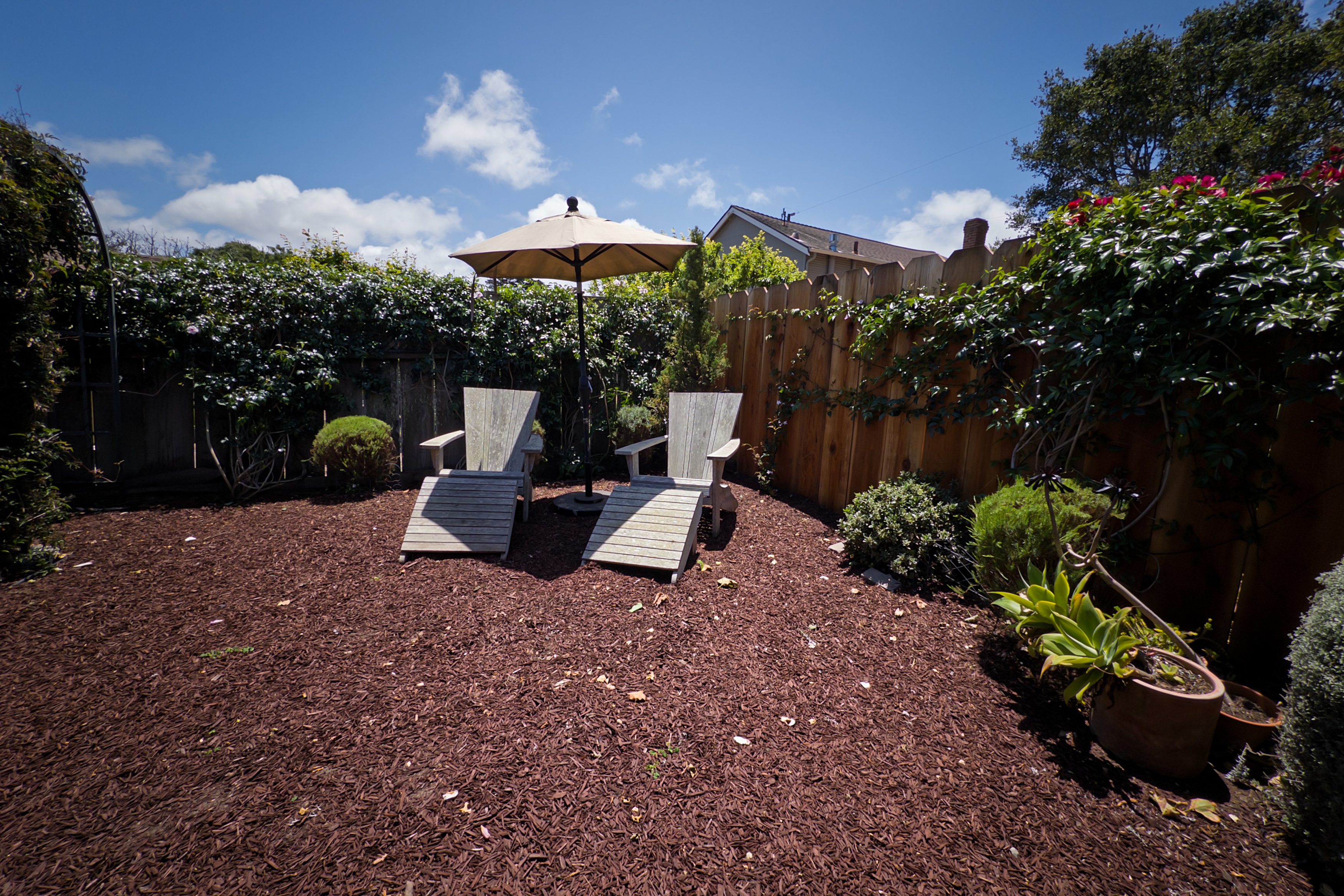  515 Dickman Avenue, Monterey - 物件實景