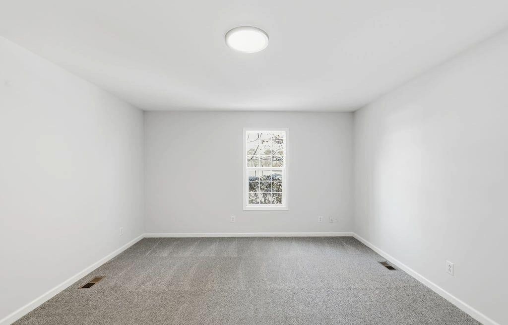 Newport News, Virginia, 23608, United States, 4 Bedrooms Bedrooms, ,4 BathroomsBathrooms,Residential,For Sale,2006290