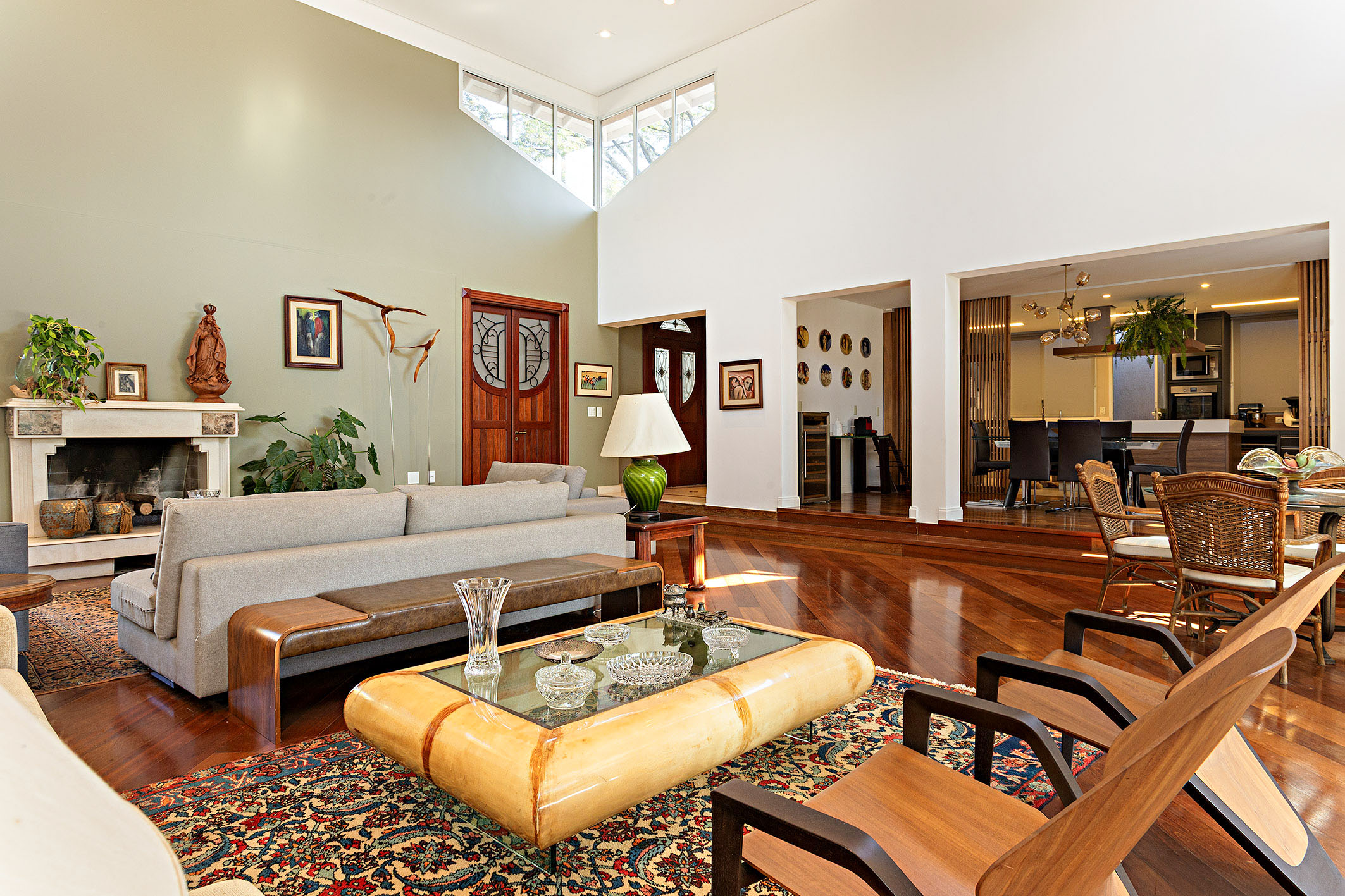  Family Residence with Garden and Pool near Parque do Cordeiro - 物件實景
