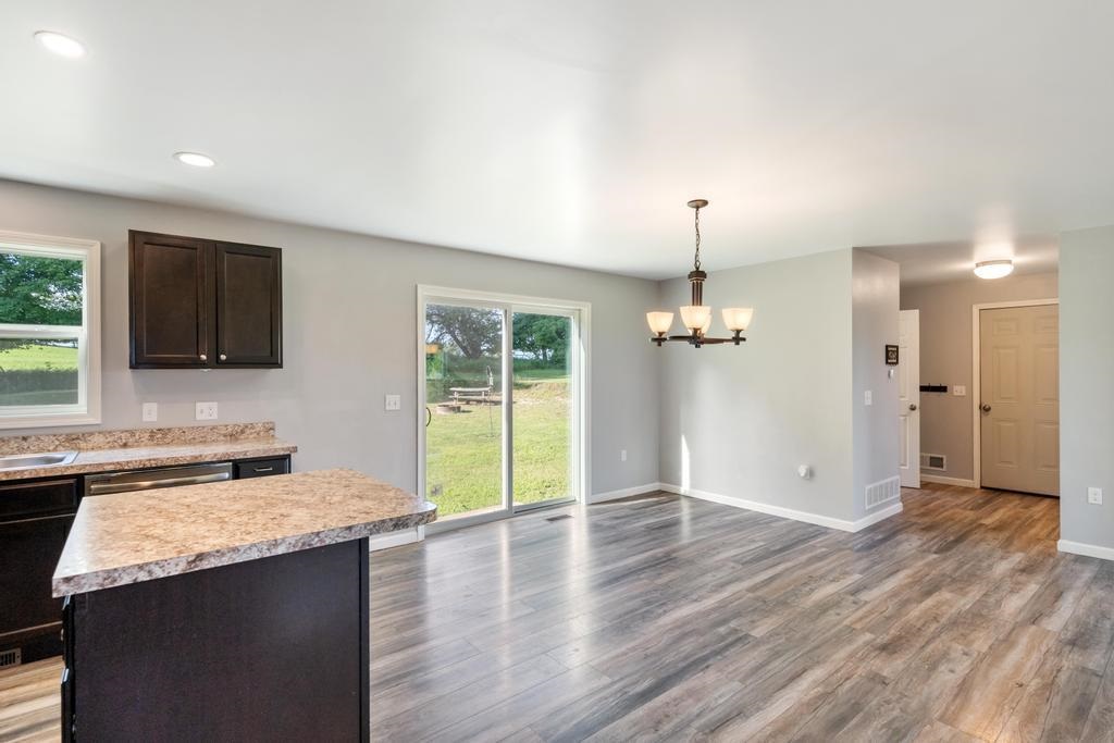 Charlevoix, Michigan, 49720, United States, 5 Bedrooms Bedrooms, ,3 BathroomsBathrooms,Residential,For Sale,1916924