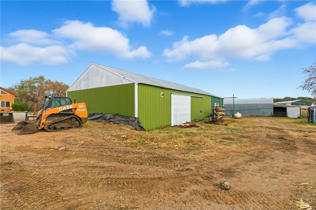 Holdingford, Minnesota, 56340, United States, 5 Bedrooms Bedrooms, ,2 BathroomsBathrooms,Residential,For Sale,1977131