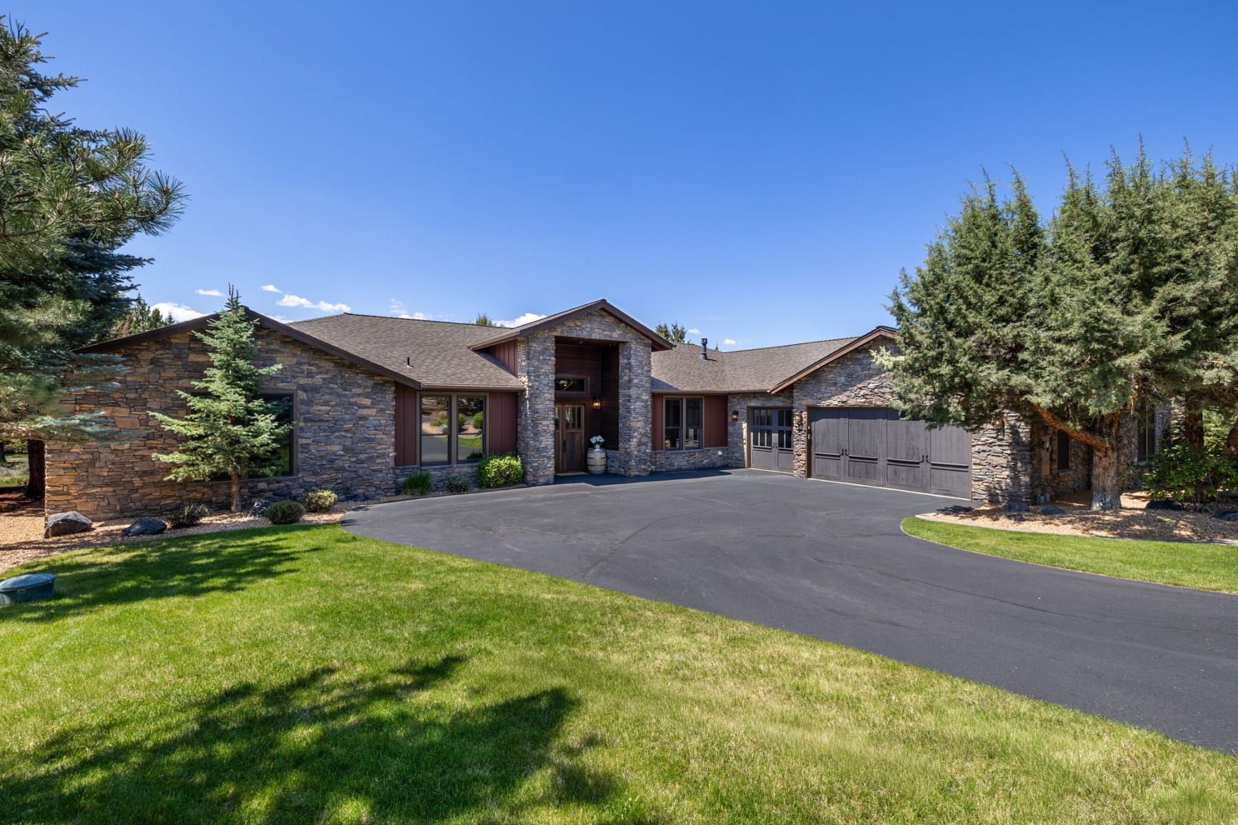  1144 Highland View Loop Redmond, OR 97756 - 物件實景