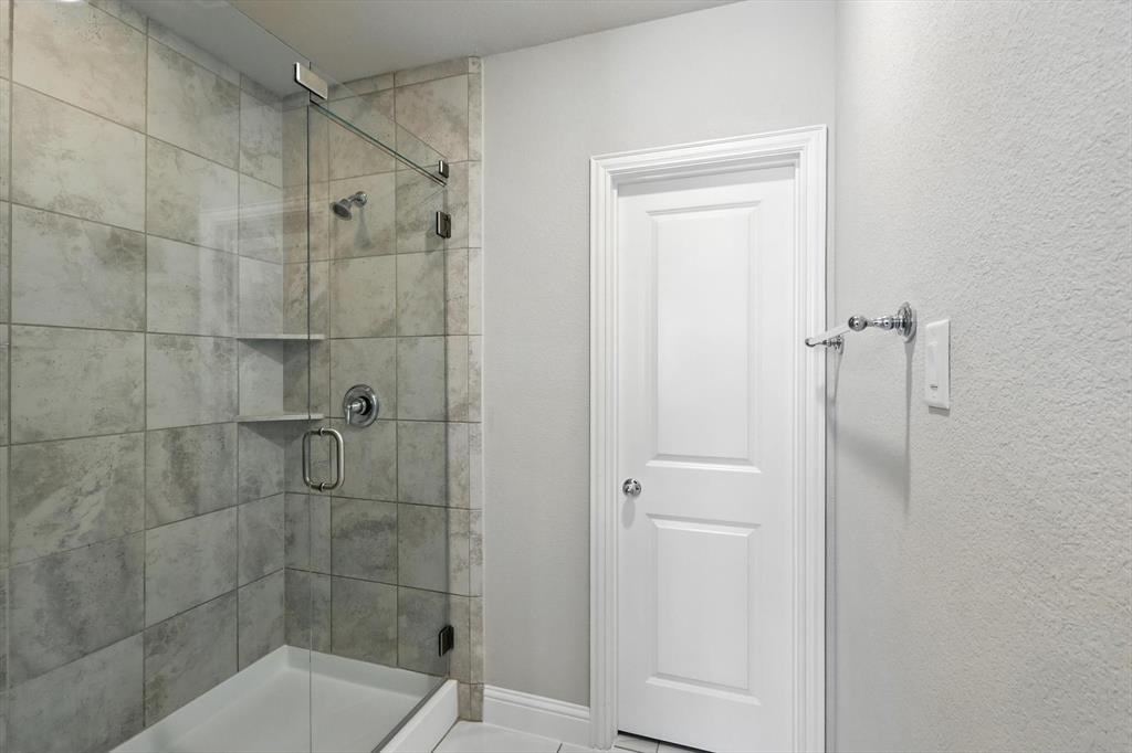 Little Elm, Texas, 75068, United States, 4 Bedrooms Bedrooms, ,5 BathroomsBathrooms,Residential,For Sale,2030364