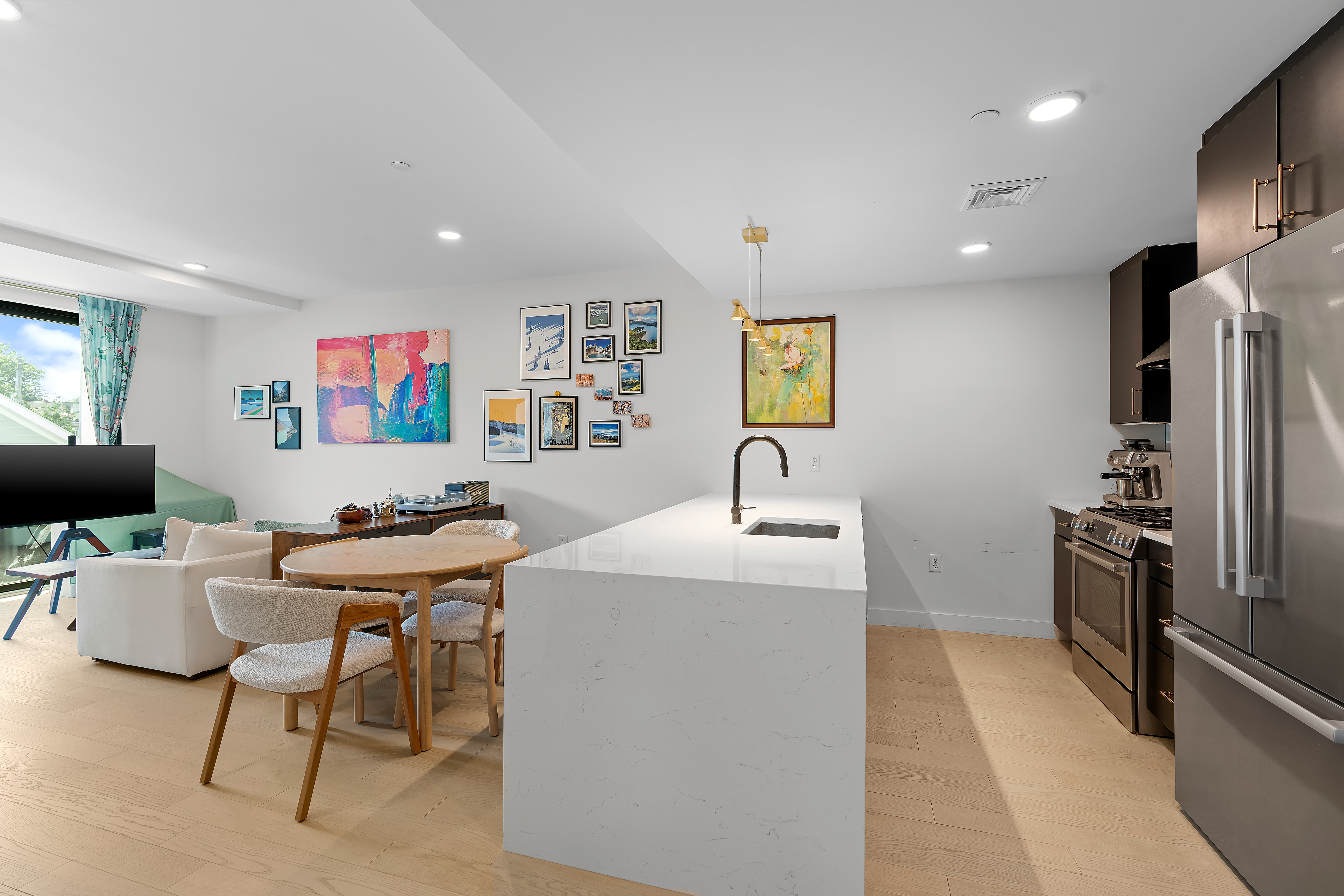 395 Alewife Brook Pkwy, Unit 3B, Somerville, MA, 02144 - 物件實景