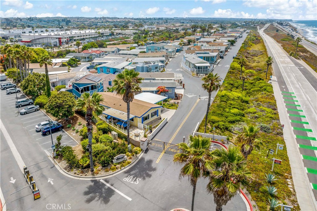 Carlsbad, California, 92011, United States, 2 Bedrooms Bedrooms, ,2 BathroomsBathrooms,Residential,For Sale,1977737