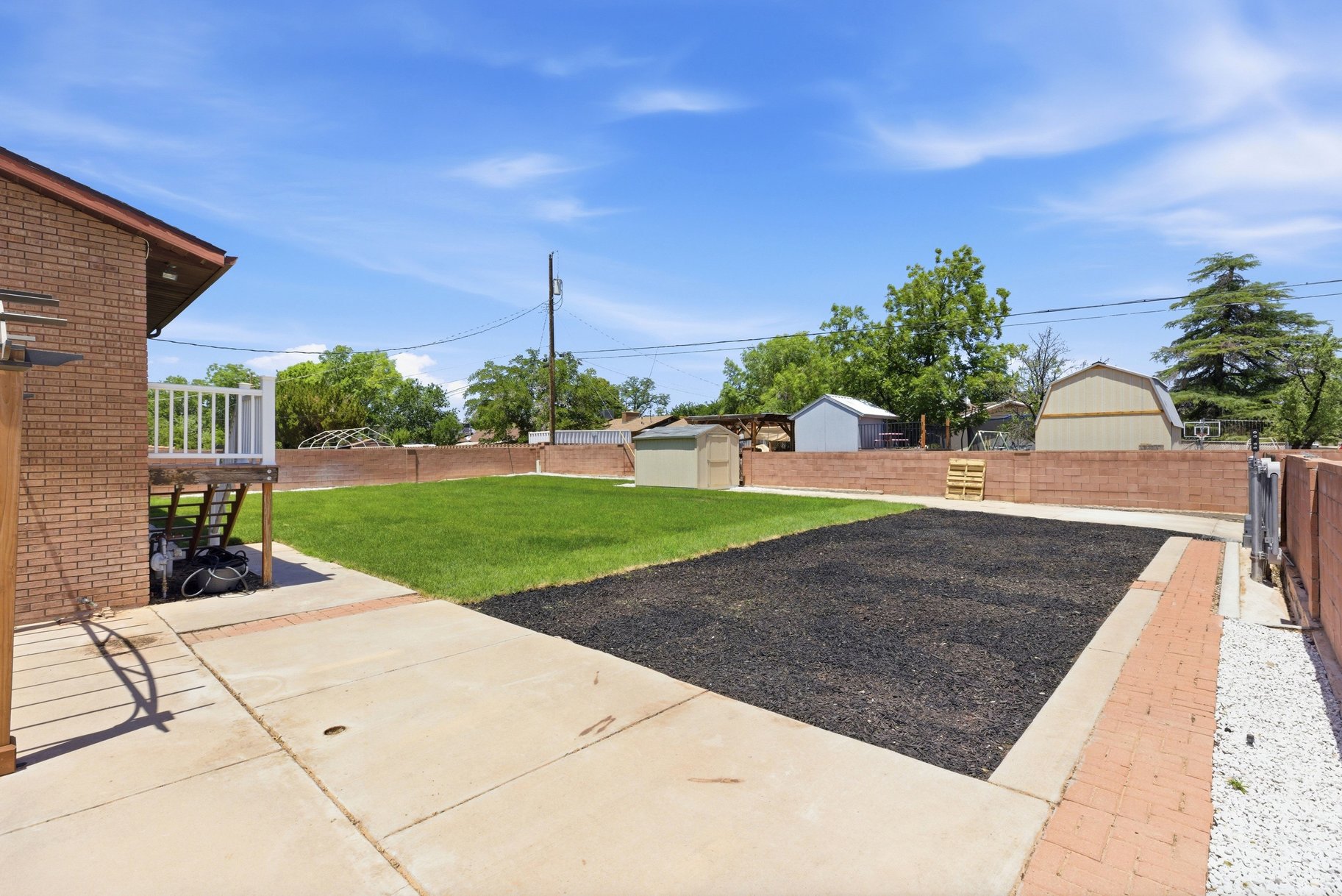  Beautiful Large Corner Lot in Santa Clara Utah__Lots of RV Parking - 物件實景