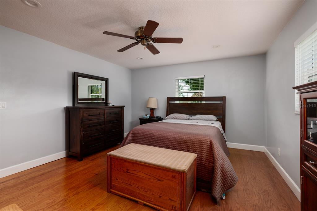 St Petersburg, Florida, 33703, United States, 3 Bedrooms Bedrooms, ,2 BathroomsBathrooms,Residential,For Sale,1770463