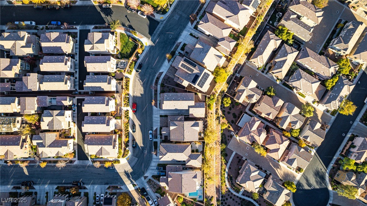 Las Vegas, Nevada, 89135, United States, 3 Bedrooms Bedrooms, ,3 BathroomsBathrooms,Residential,For Sale,2003378