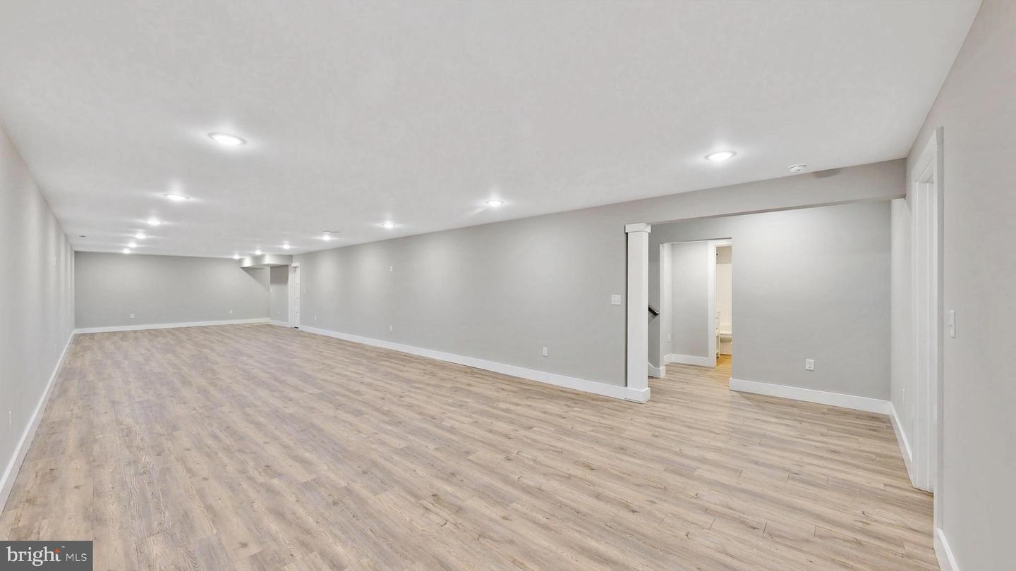 LEWES, Delaware, 19958, United States, 5 Bedrooms Bedrooms, ,7 BathroomsBathrooms,Residential,For Sale,1989878