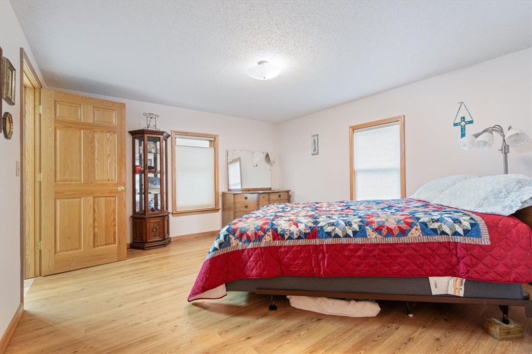 Anderson, Missouri, 64831, United States, 3 Bedrooms Bedrooms, ,2 BathroomsBathrooms,Residential,For Sale,1866248